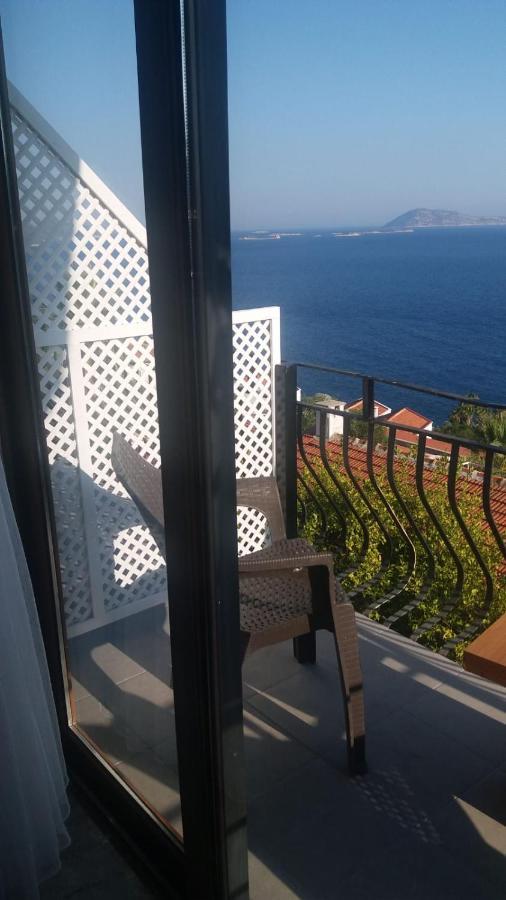 Double or Twin Room with Sea View