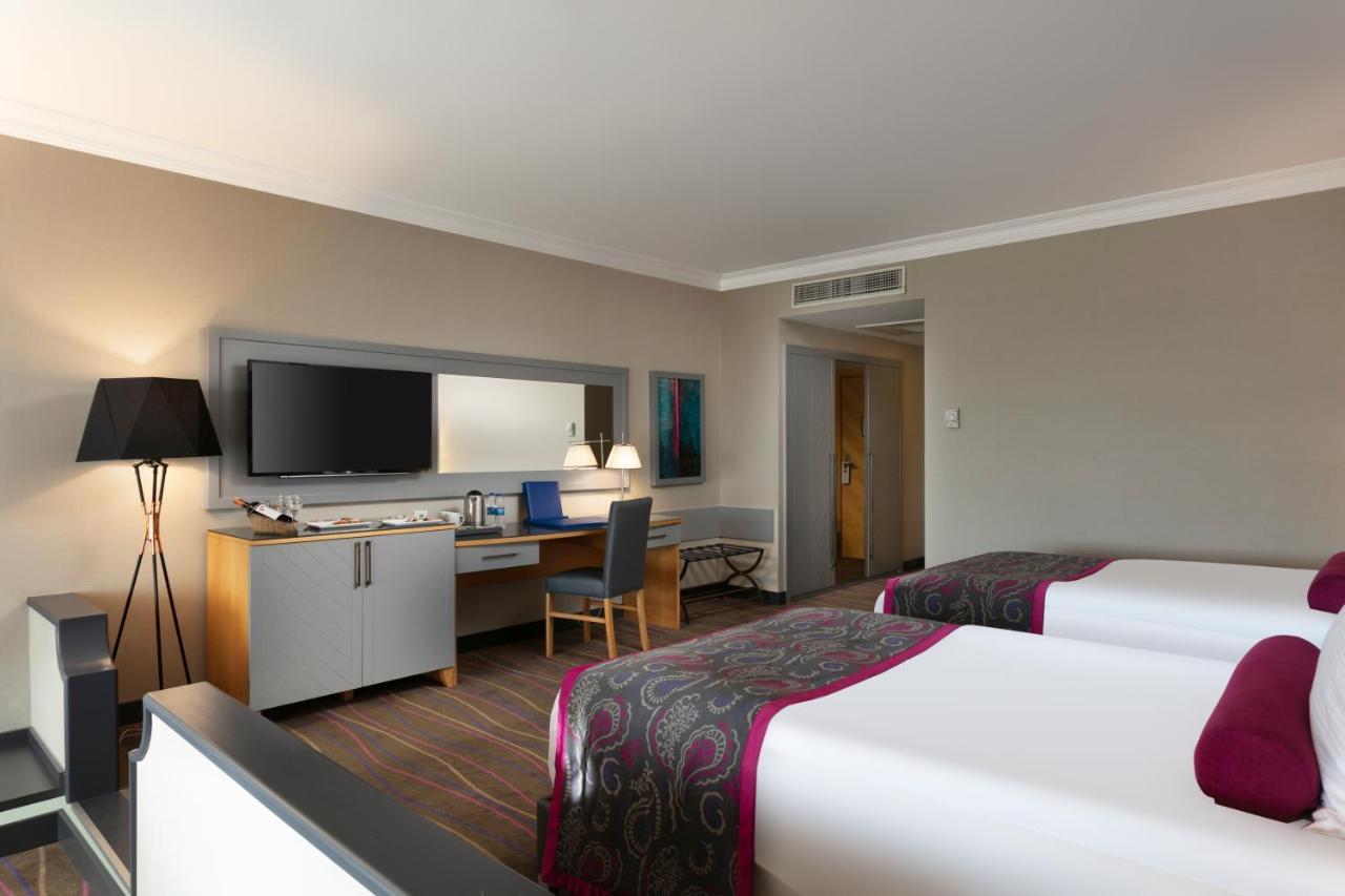 Junior Suite Garden View