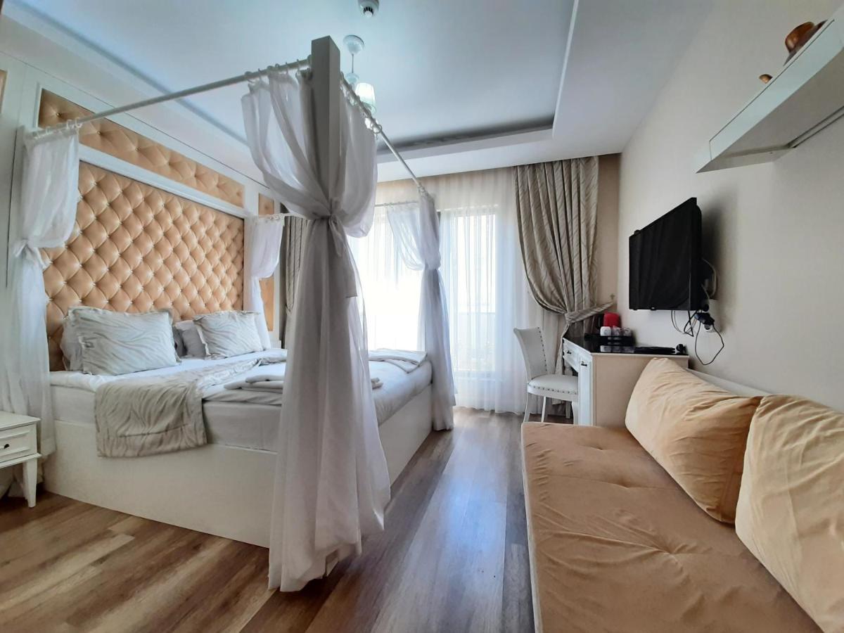 Deluxe Familienzimmer (2 Erwachsene und 1 Kind)
