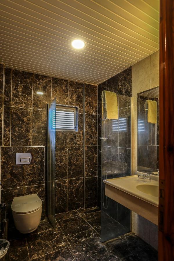 Economy Double or Twin Room