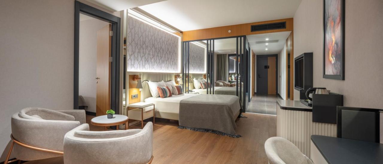 Family Room Sea View