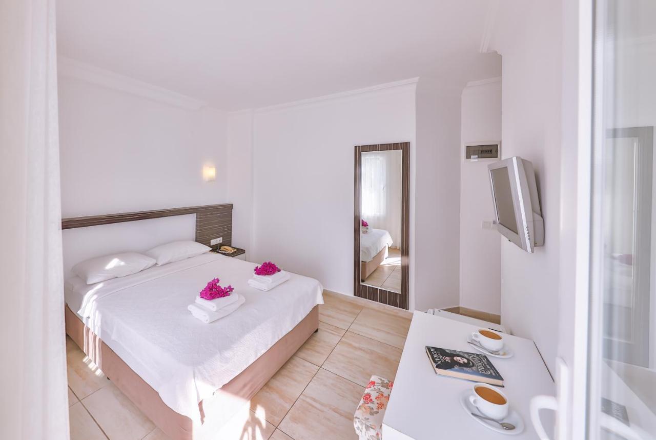 Double Room Side Sea View