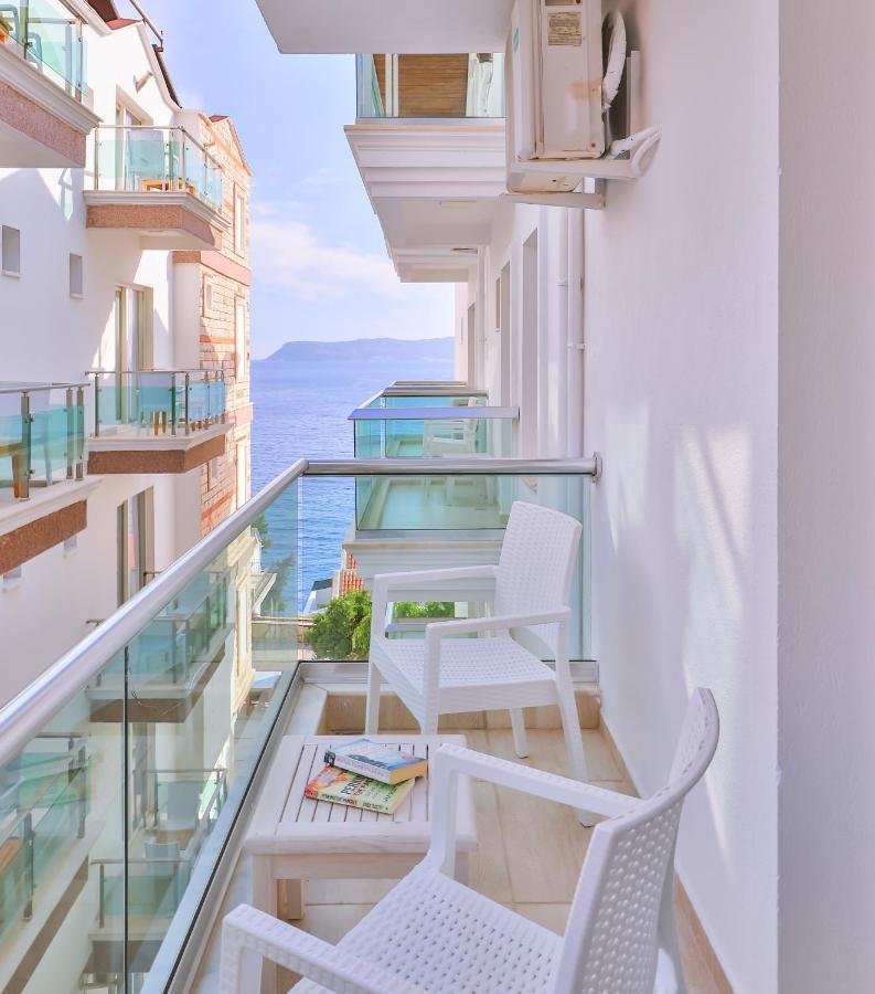 Twin Room with Side Sea View