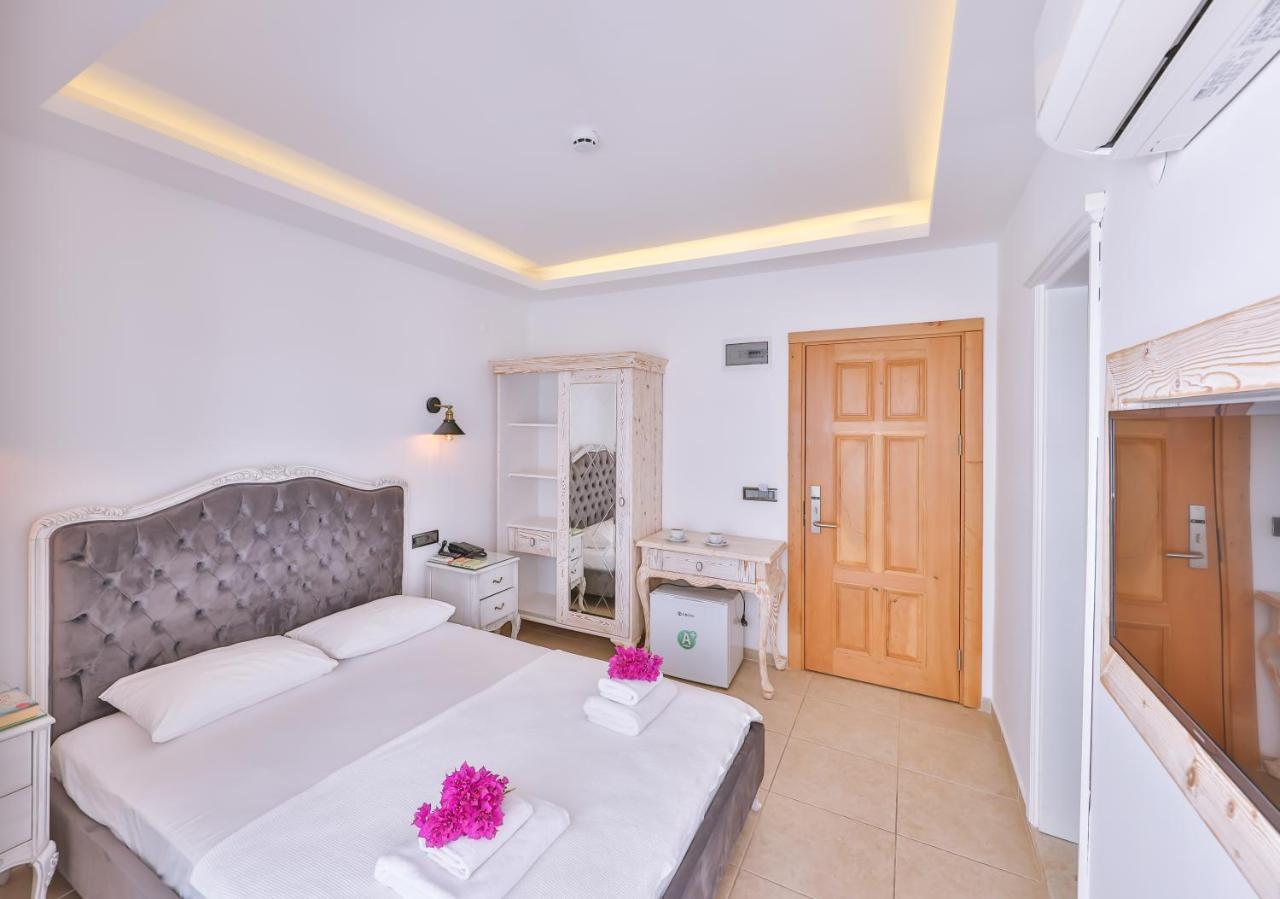 Double Room Side Sea View