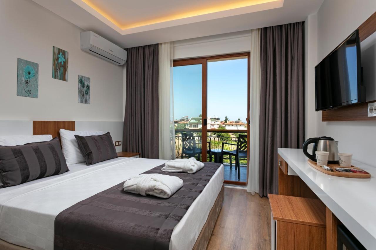 Large Double Room