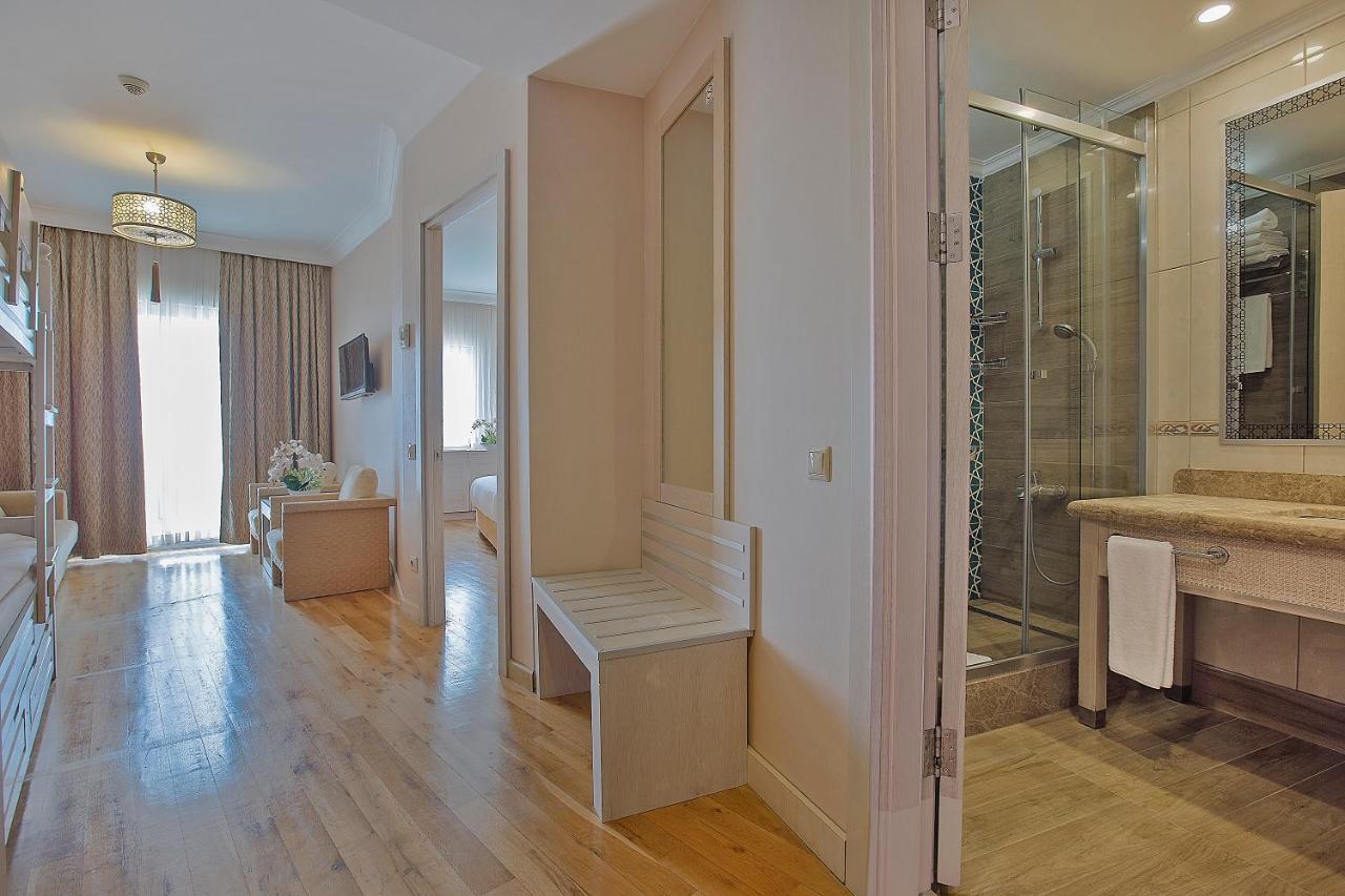 Family Room Land View