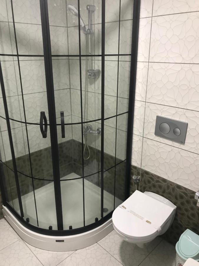 Budget Double Room - Basement - No Window,1152694653:JPEG