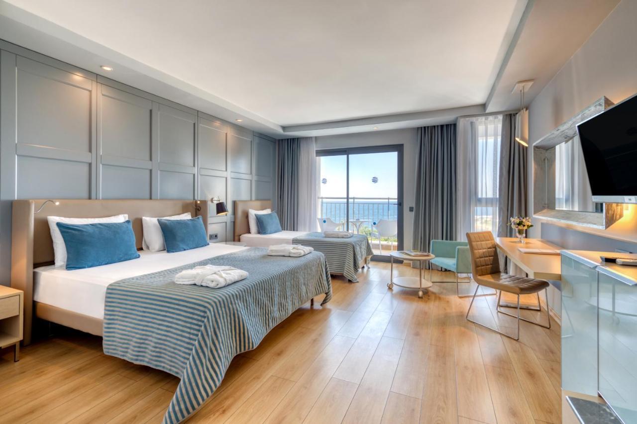 Triple Room Land View
