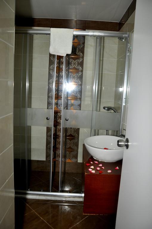 Double or Twin Room Sea View