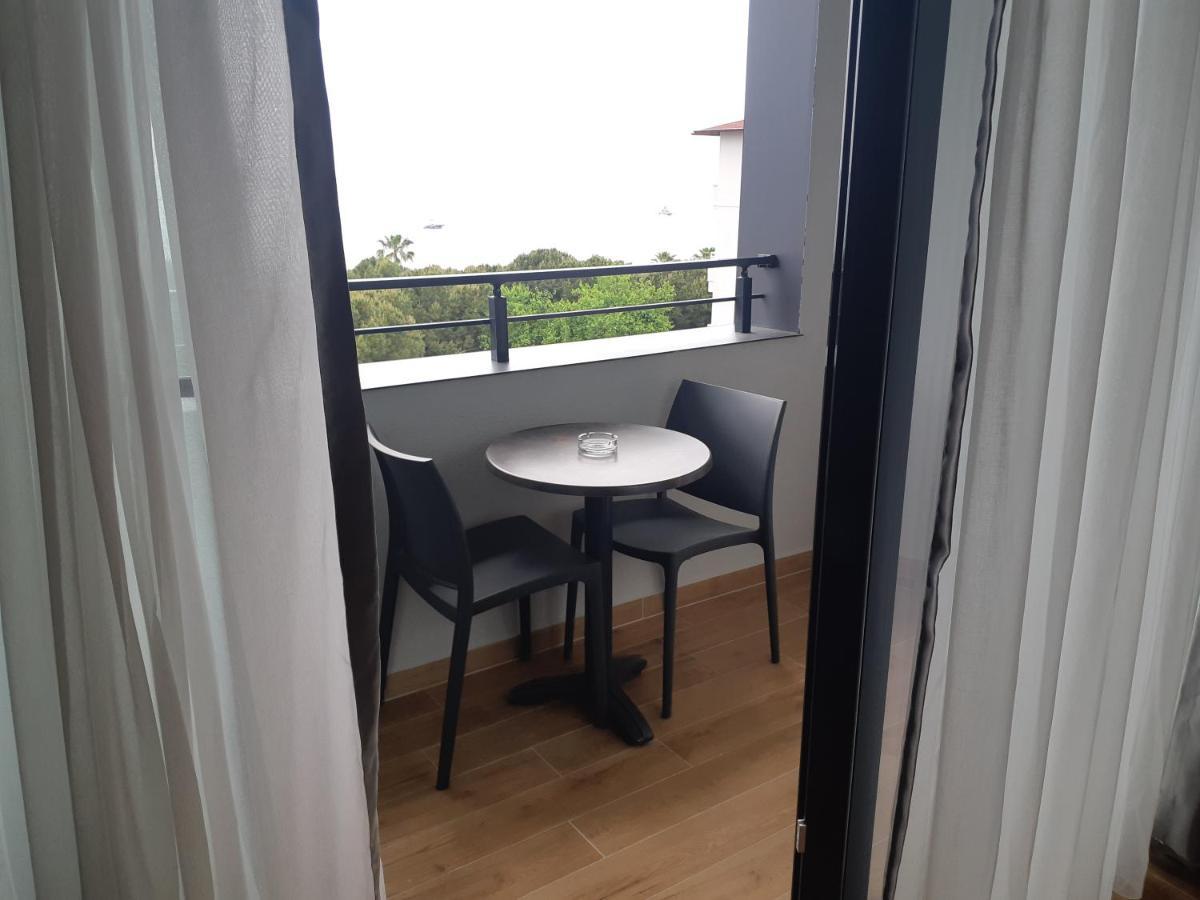 Double Room Pool View