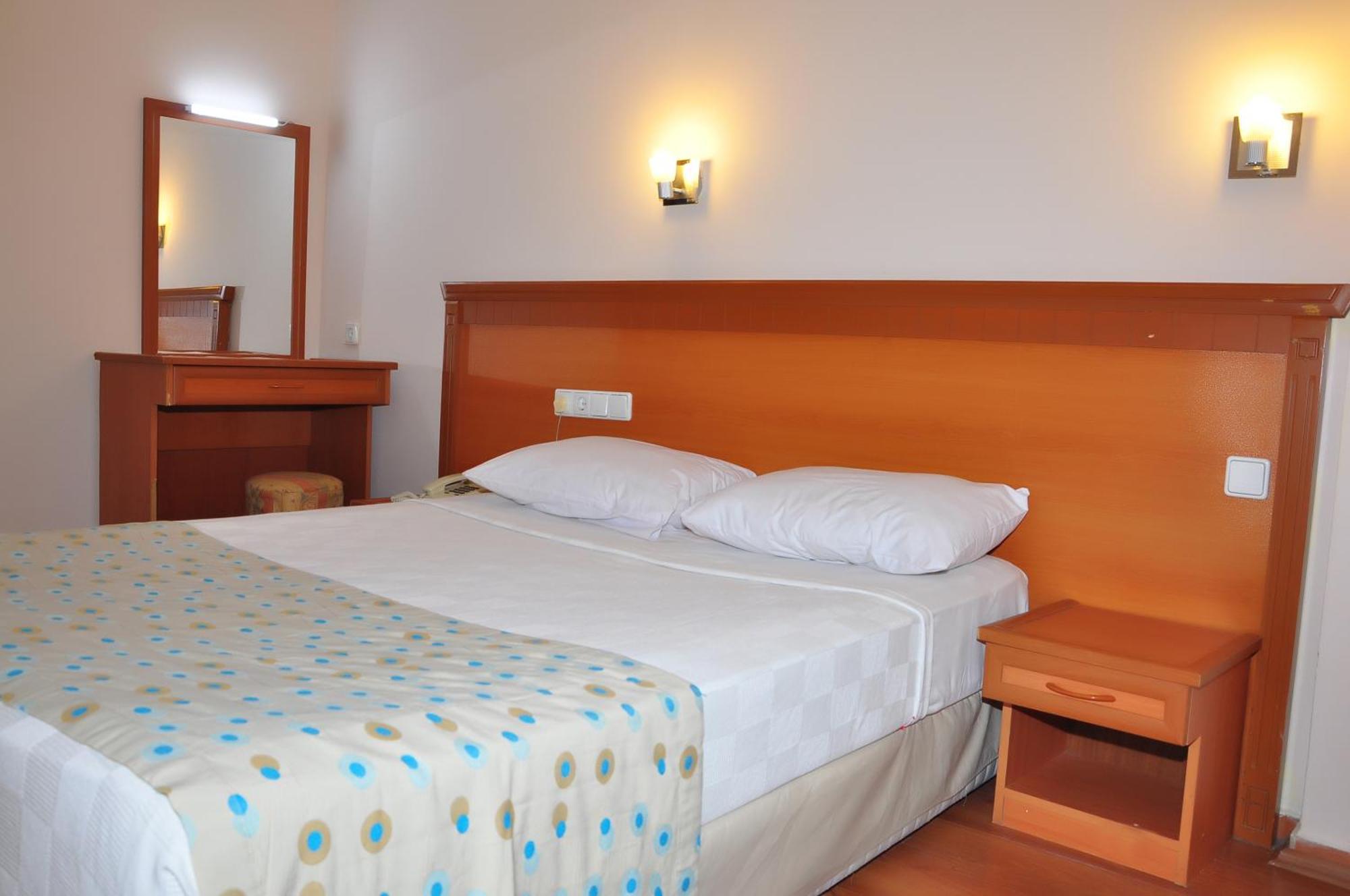 Double Room,1274935558:JPEG