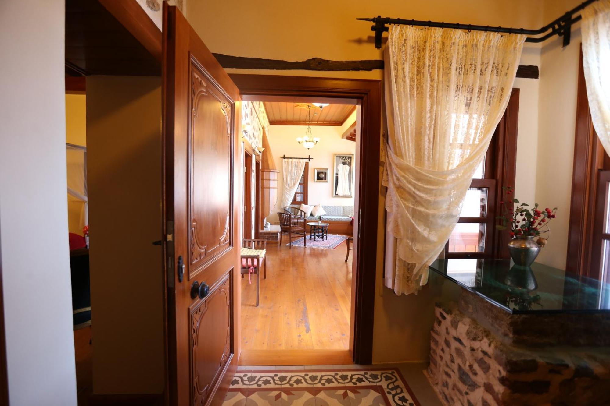 Suite with Sea View,1209908350:JPEG