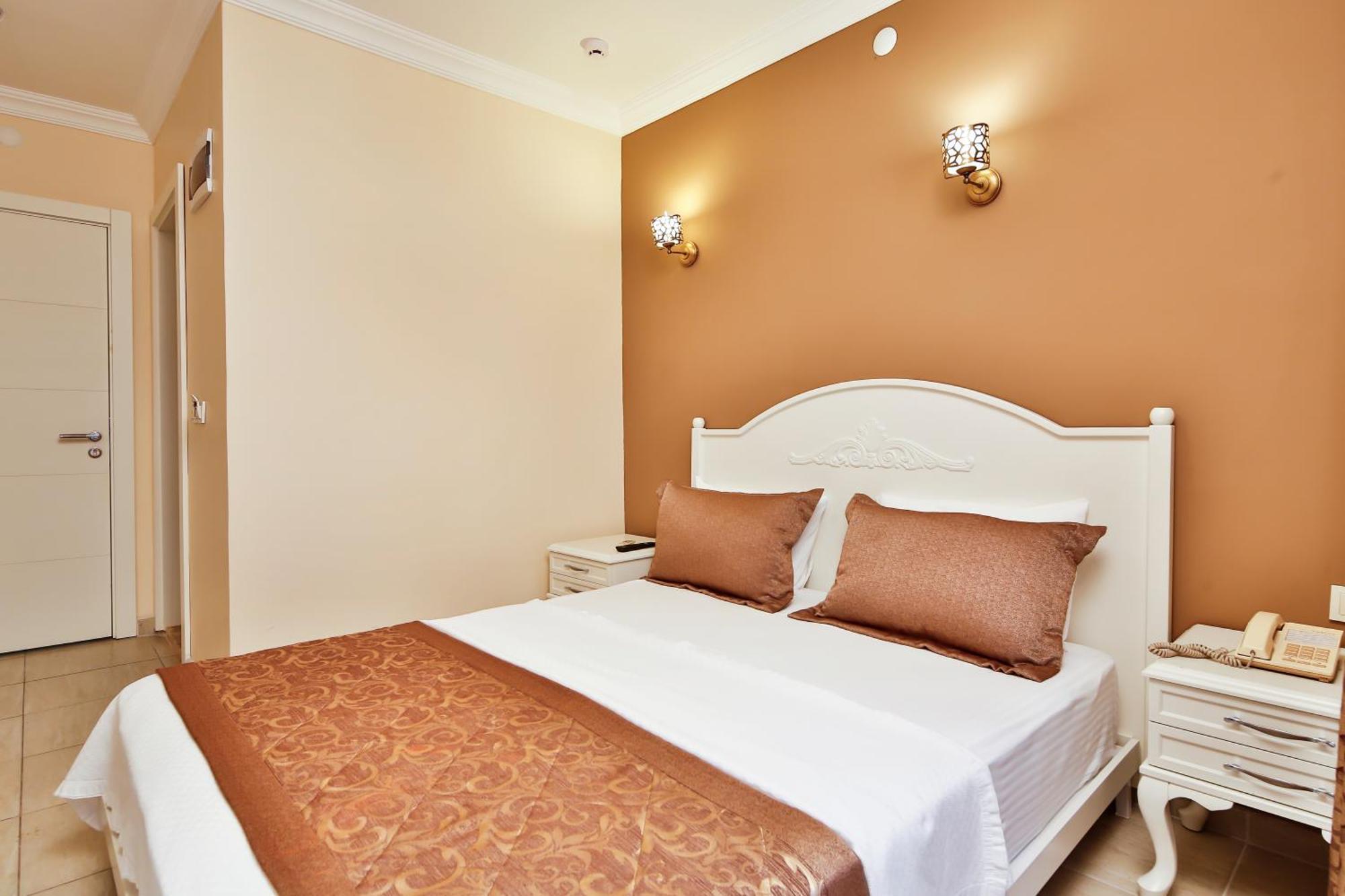 Double Room Side Sea View