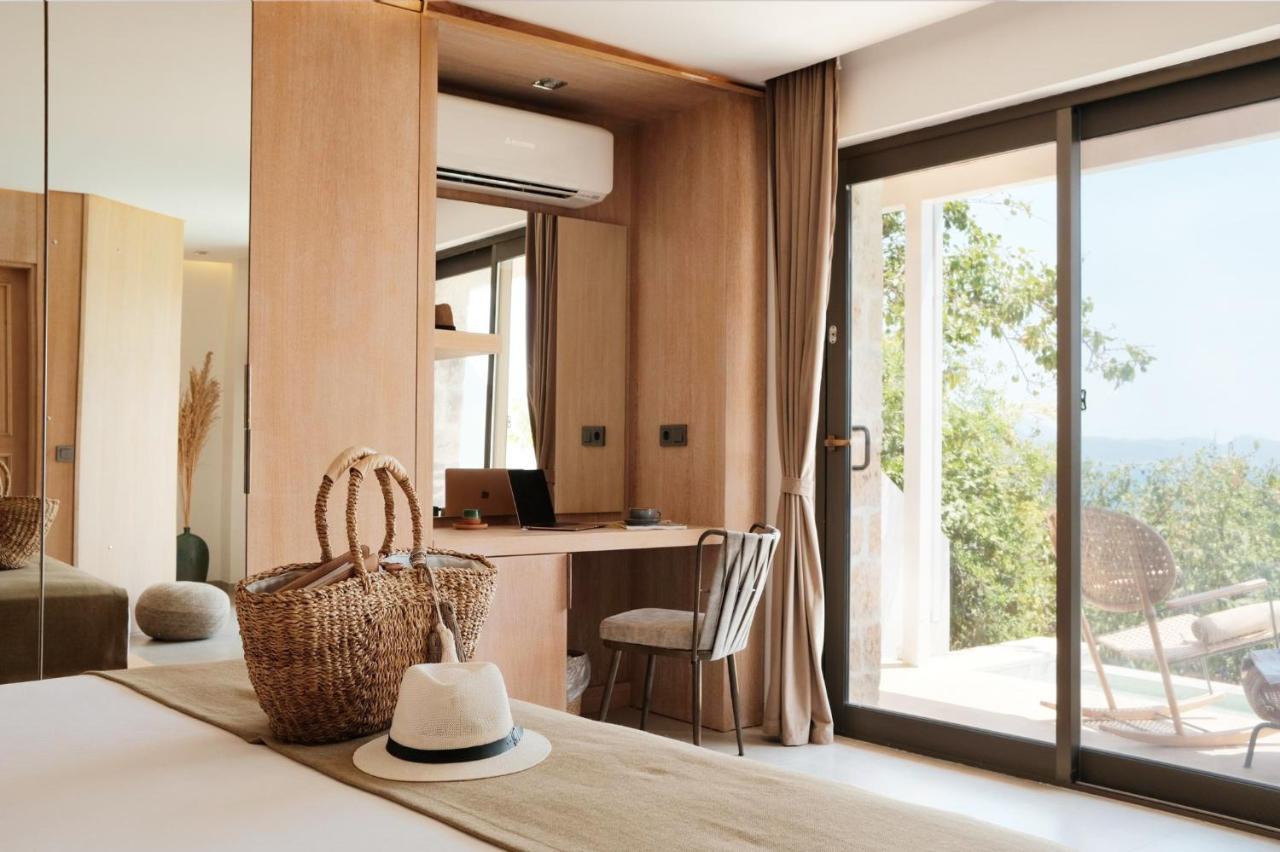 Junıor Aqua suite - Private pool,1345286561:JPEG