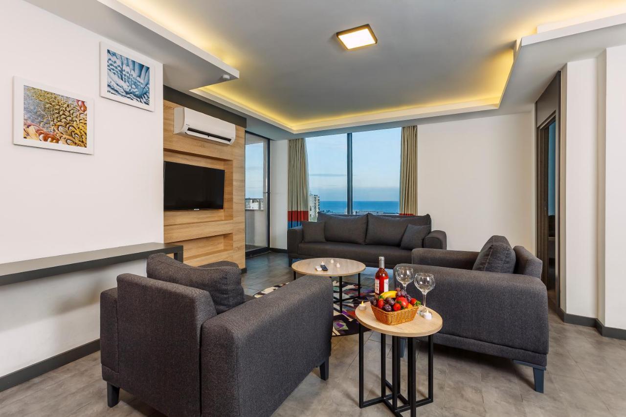 Deluxe Suite Sea View
