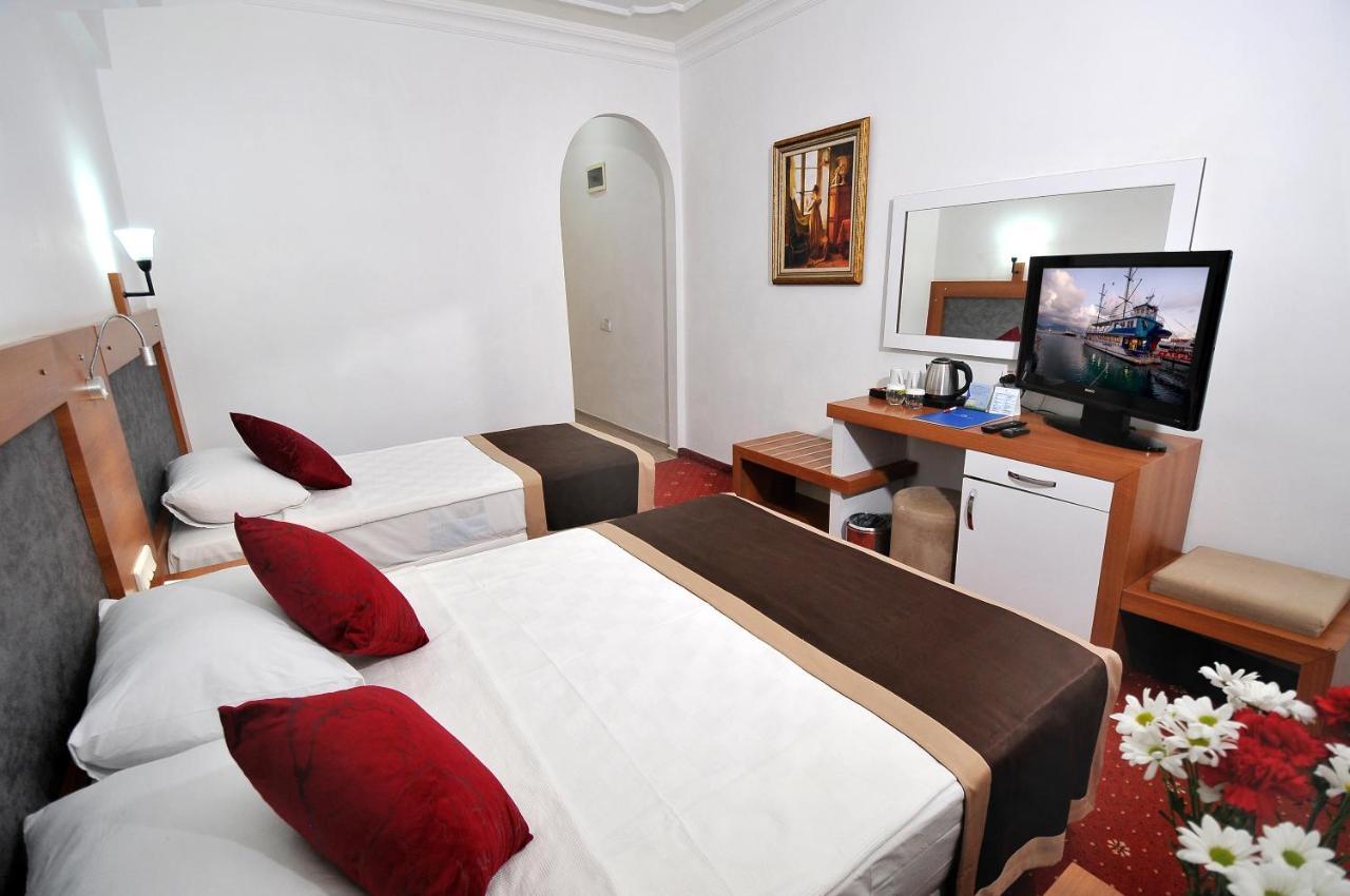Economy Triple Room