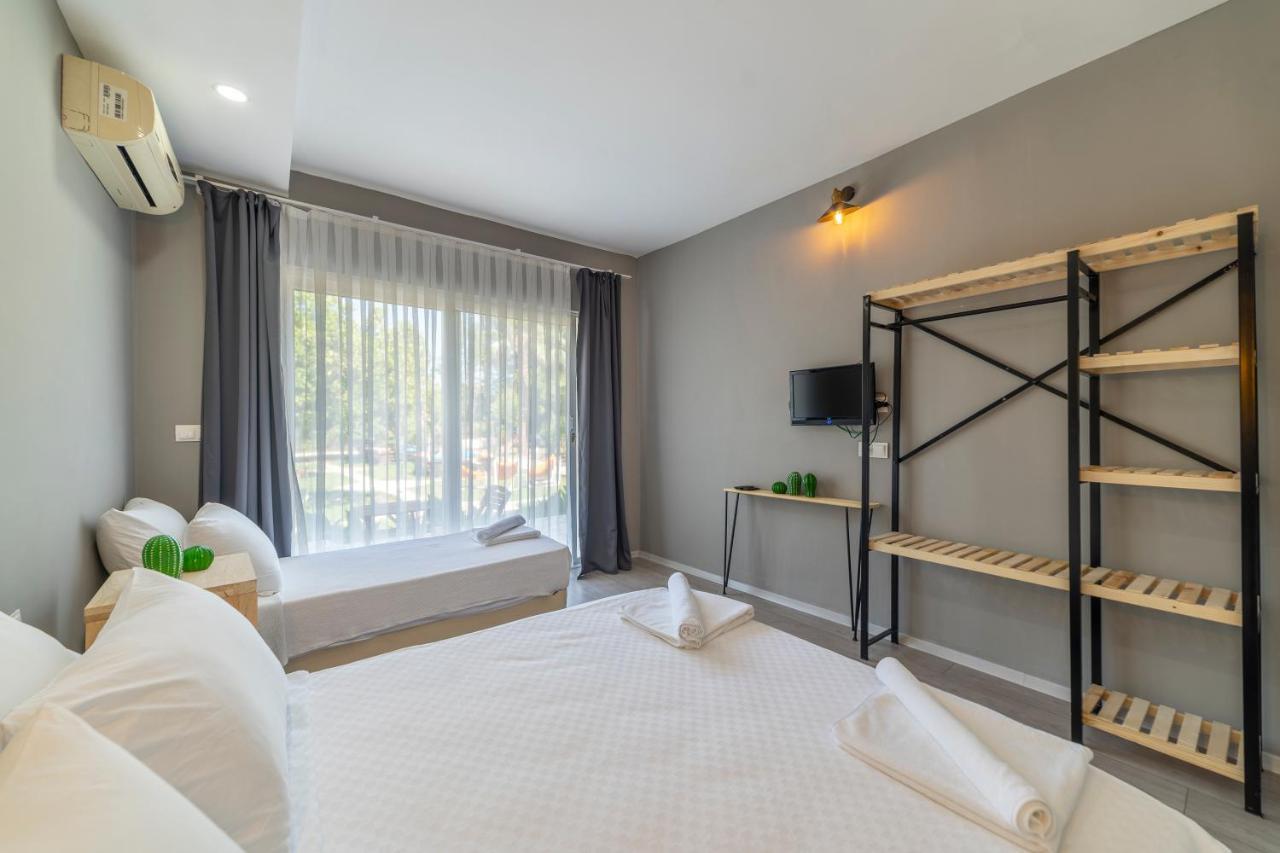 Standard Triple Room,1743671650:JPEG