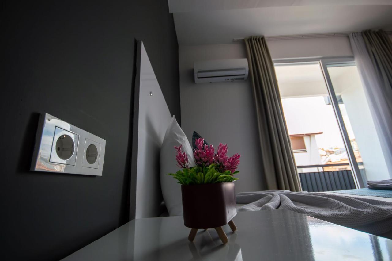 Double Room,1674764283:JPEG