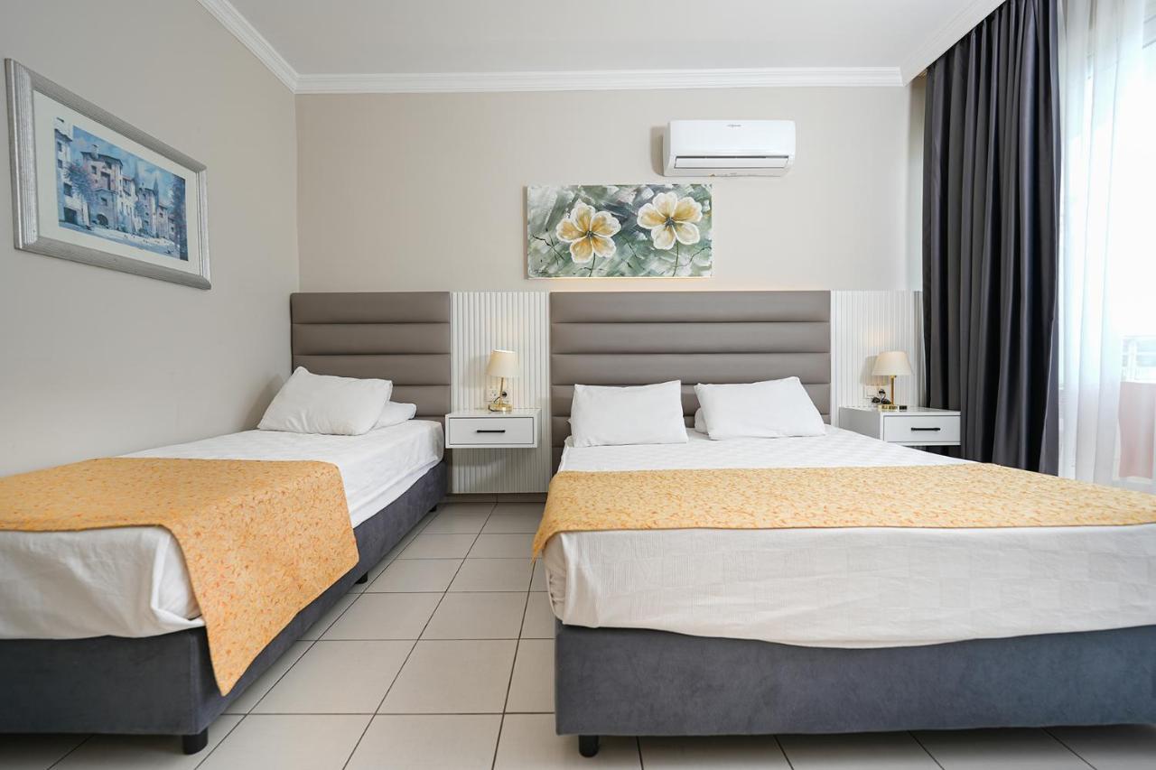 Deluxe Double or Twin Room Sea View