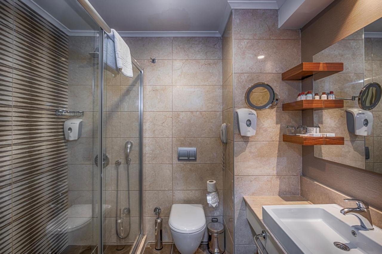 Doppelzimmer mit Poolblick