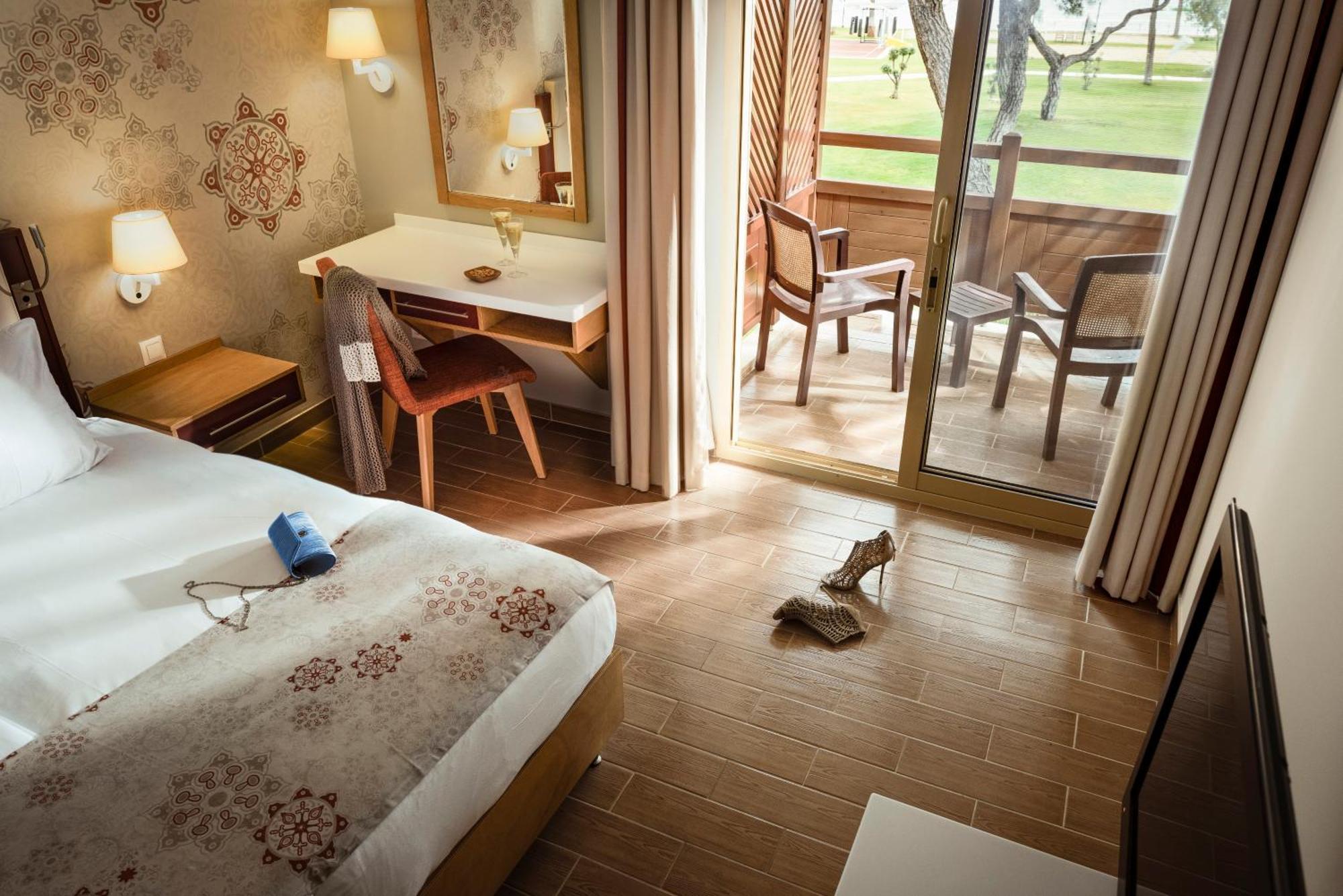 Standard Double Room,1588537441:JPEG