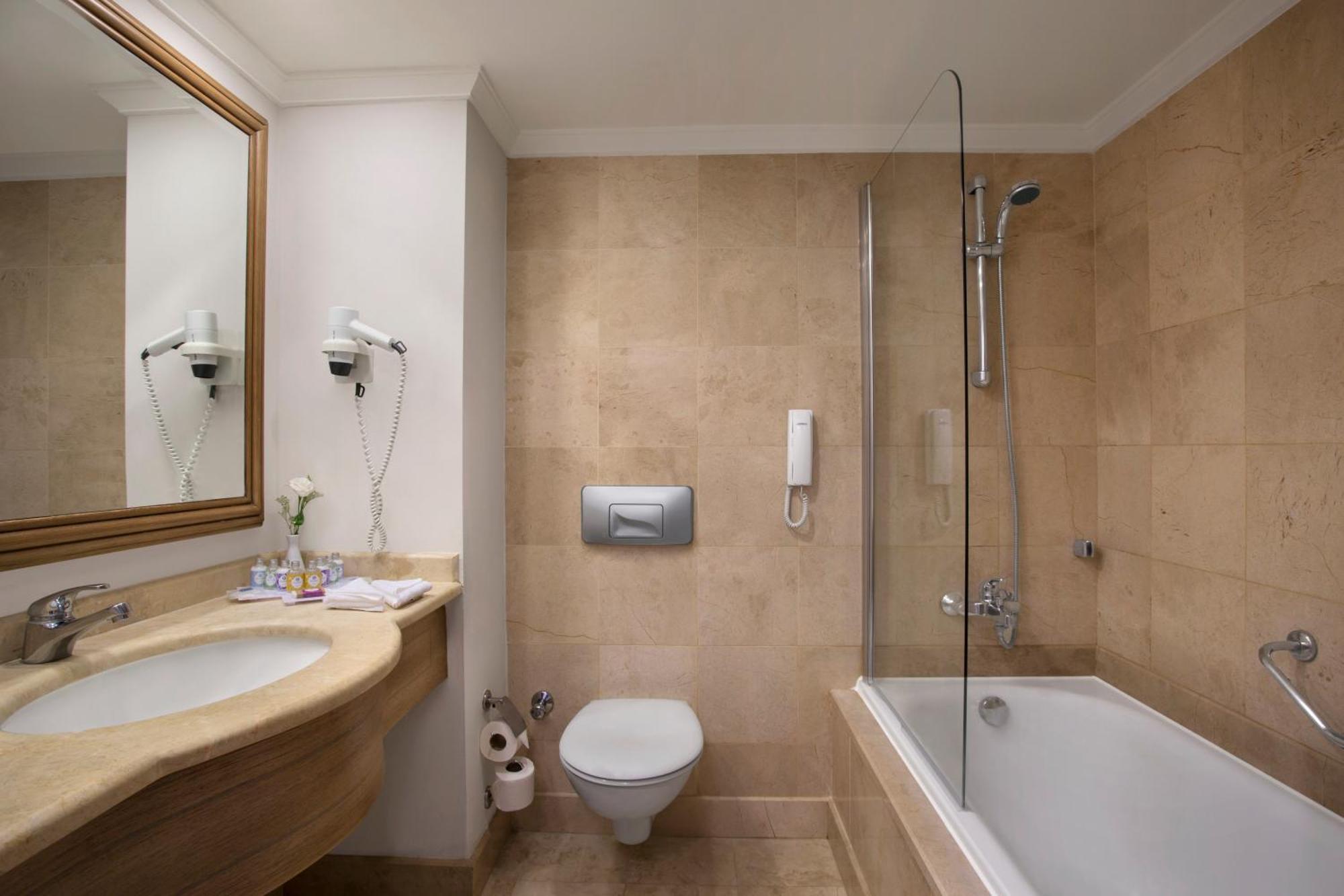 Junior Suite (3 Adulti + 1 Bambino)