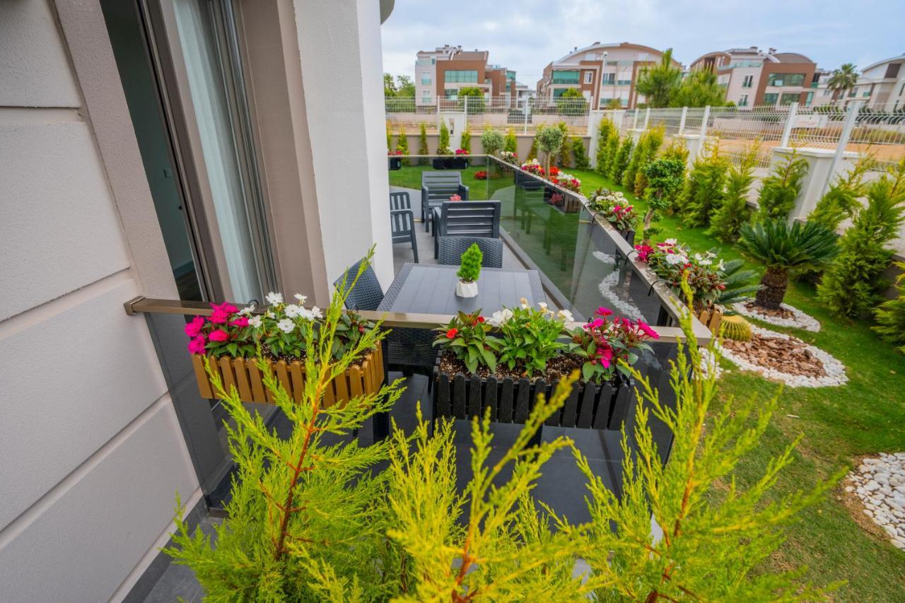 Apartament typu Deluxe z 2 sypialniami i widokiem na ogród