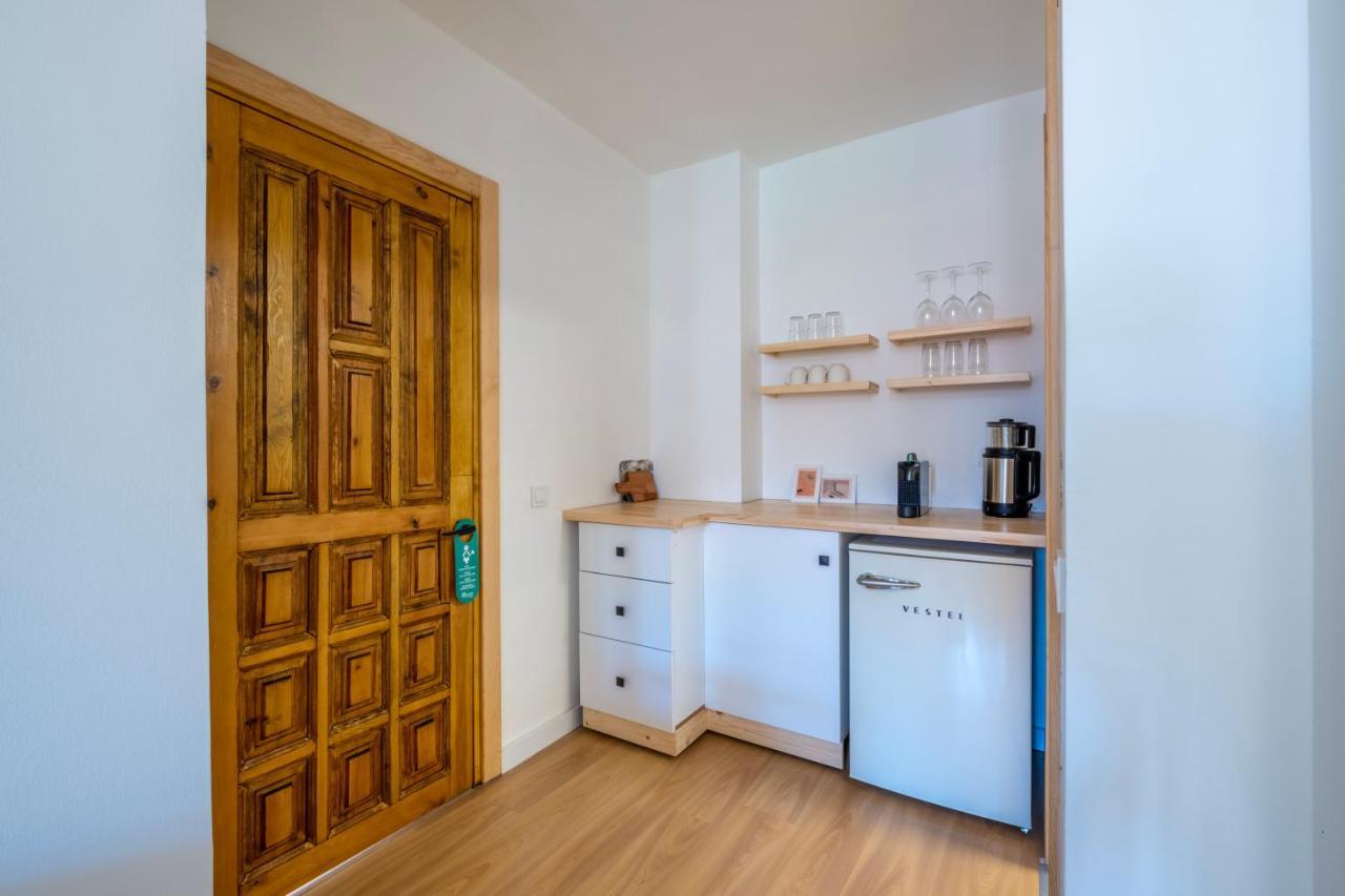 Deluxe Family Studio