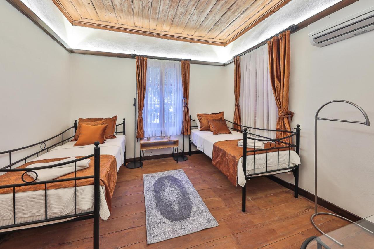Deluxe İki Yataklı Oda
