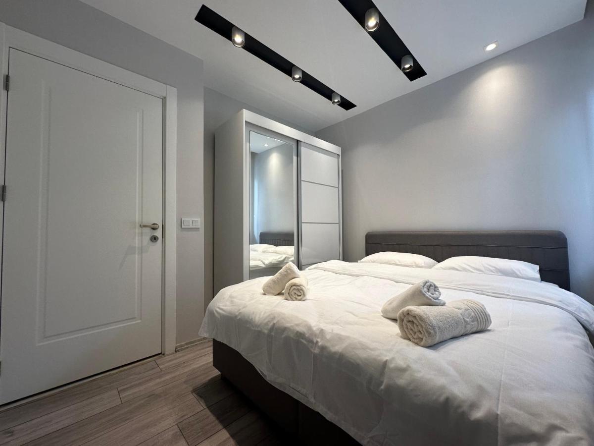 Two-Bedroom Apartment with Garden View