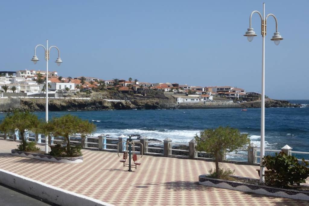 Three-Bedroom Apartment Sea View