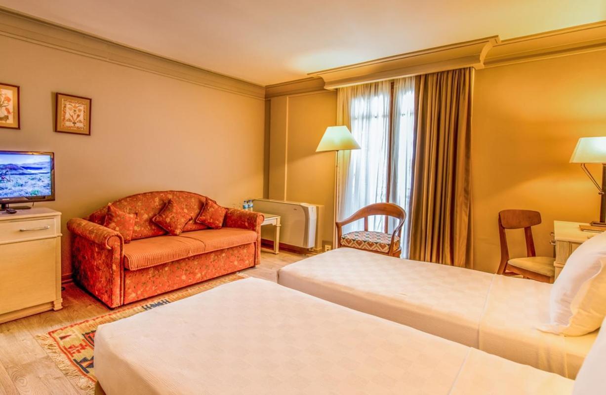 Double or Twin Room Garden View