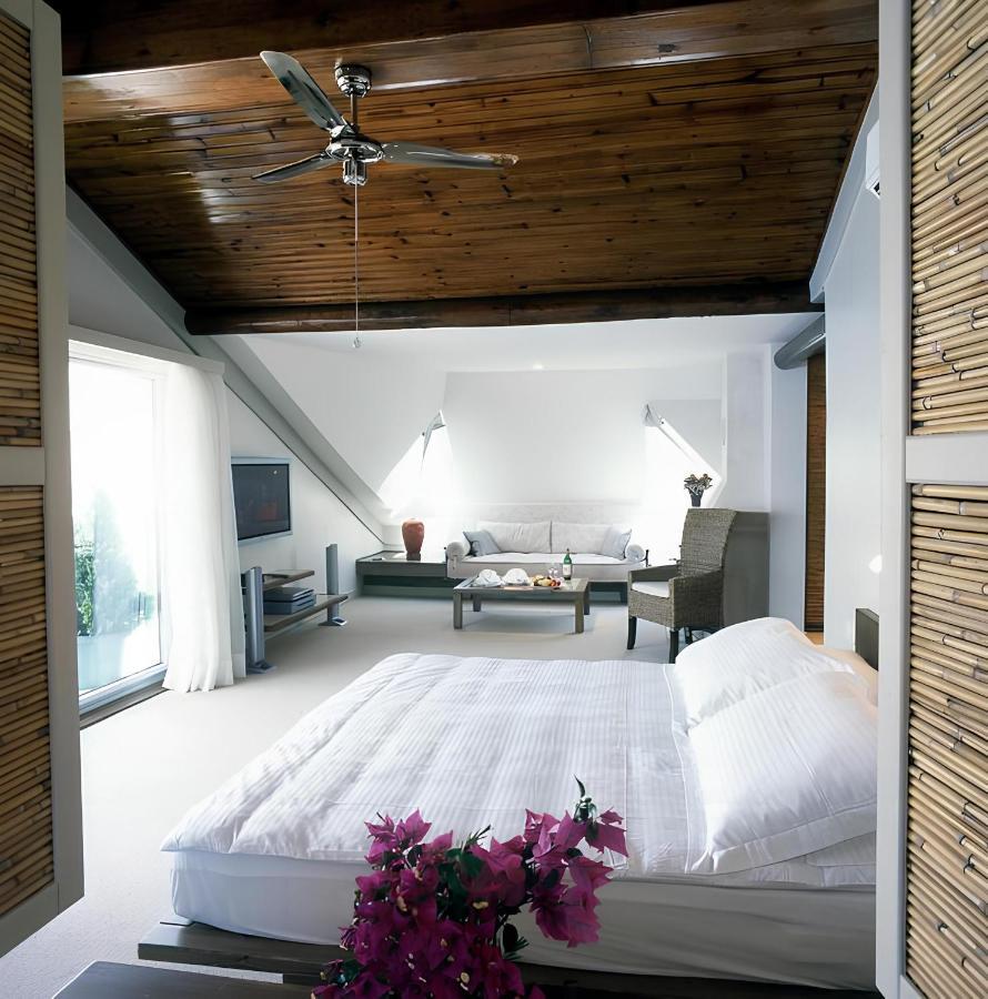 King Suite Whirlpool