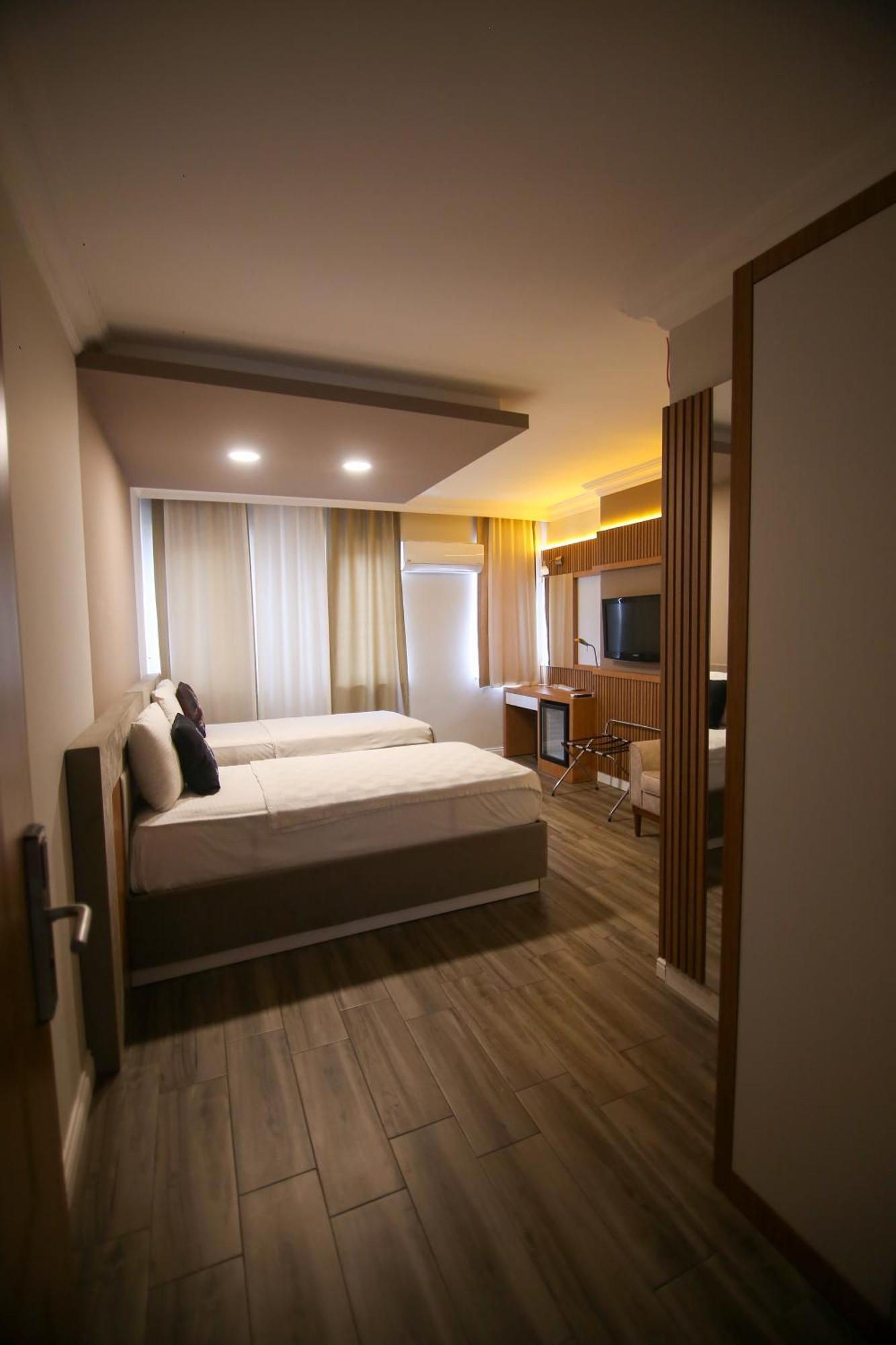 Double Room,1504914850:JPEG