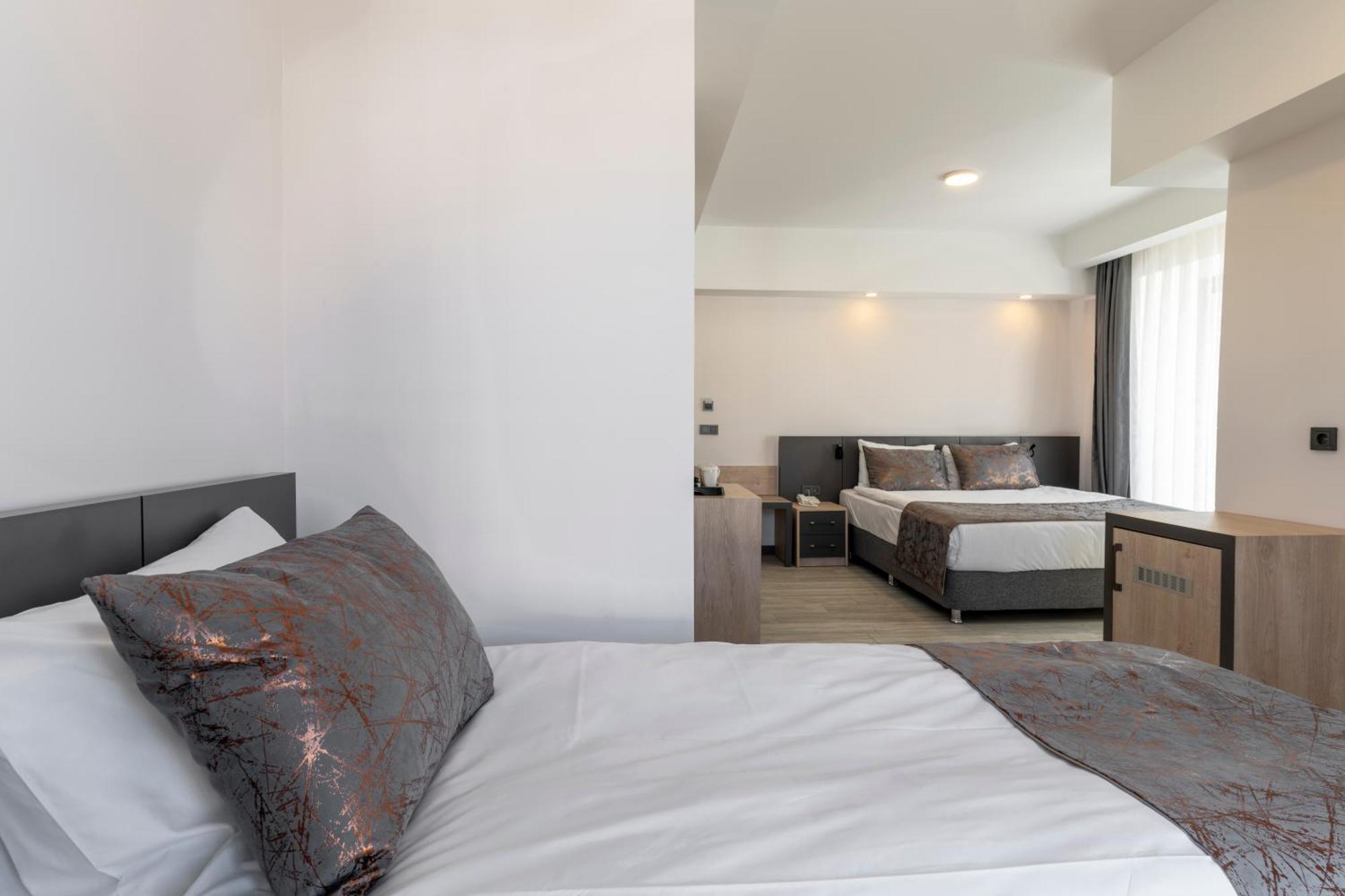 Triple Room Balcony