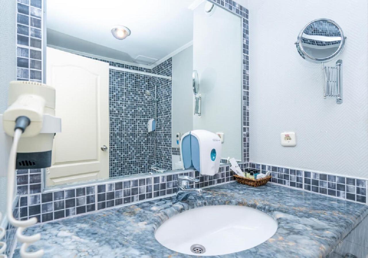Budget Single Room