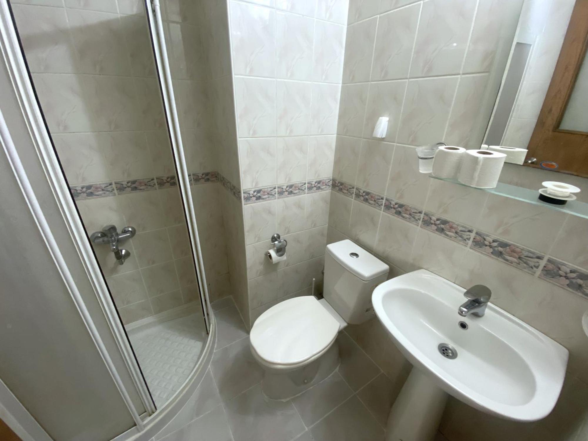 Standard Triple Room,1498592632:JPEG
