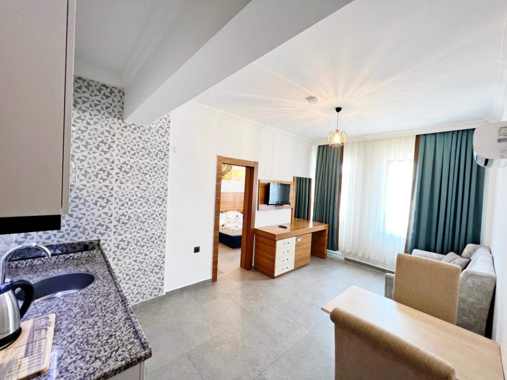 One-Bedroom Apartment