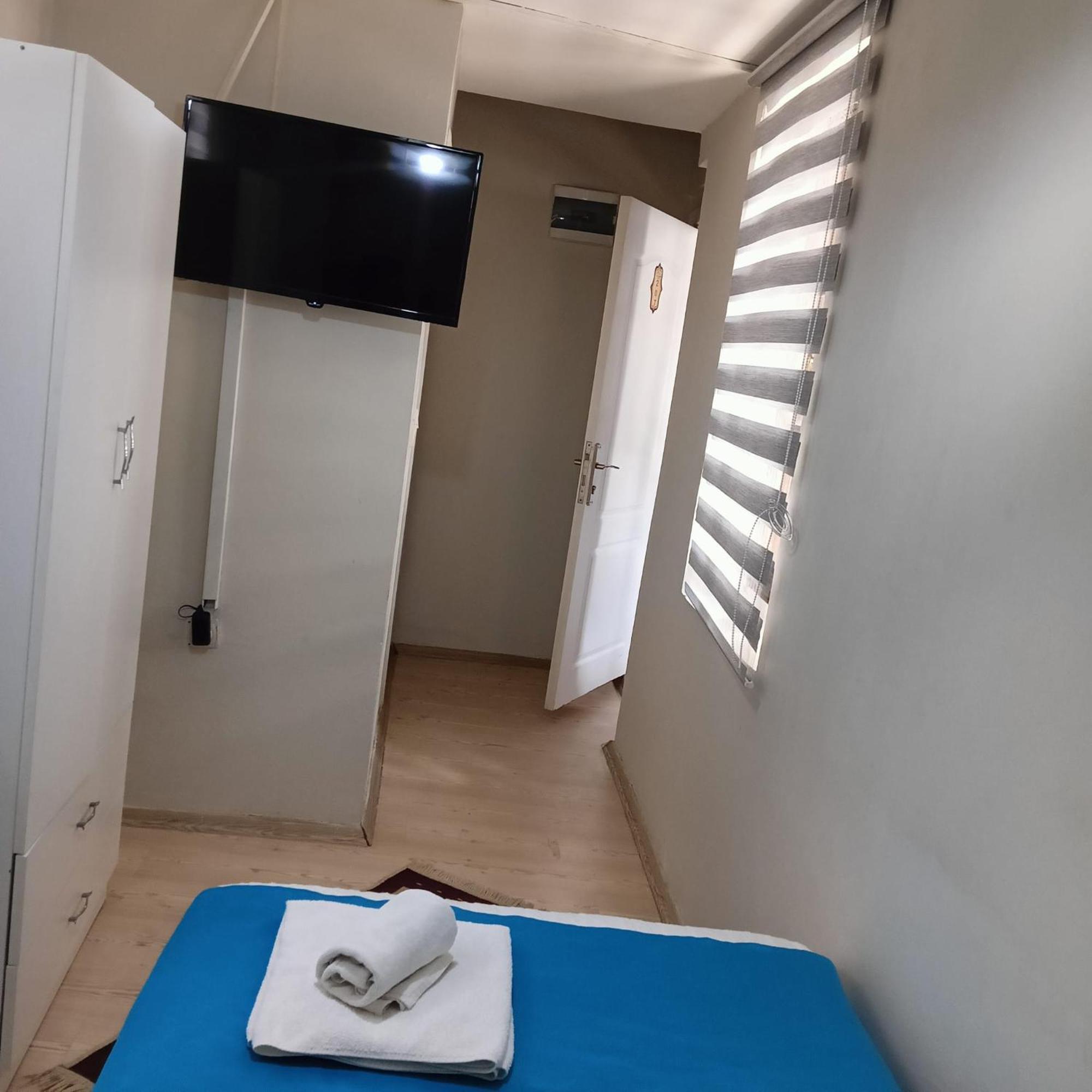 Small Single Room