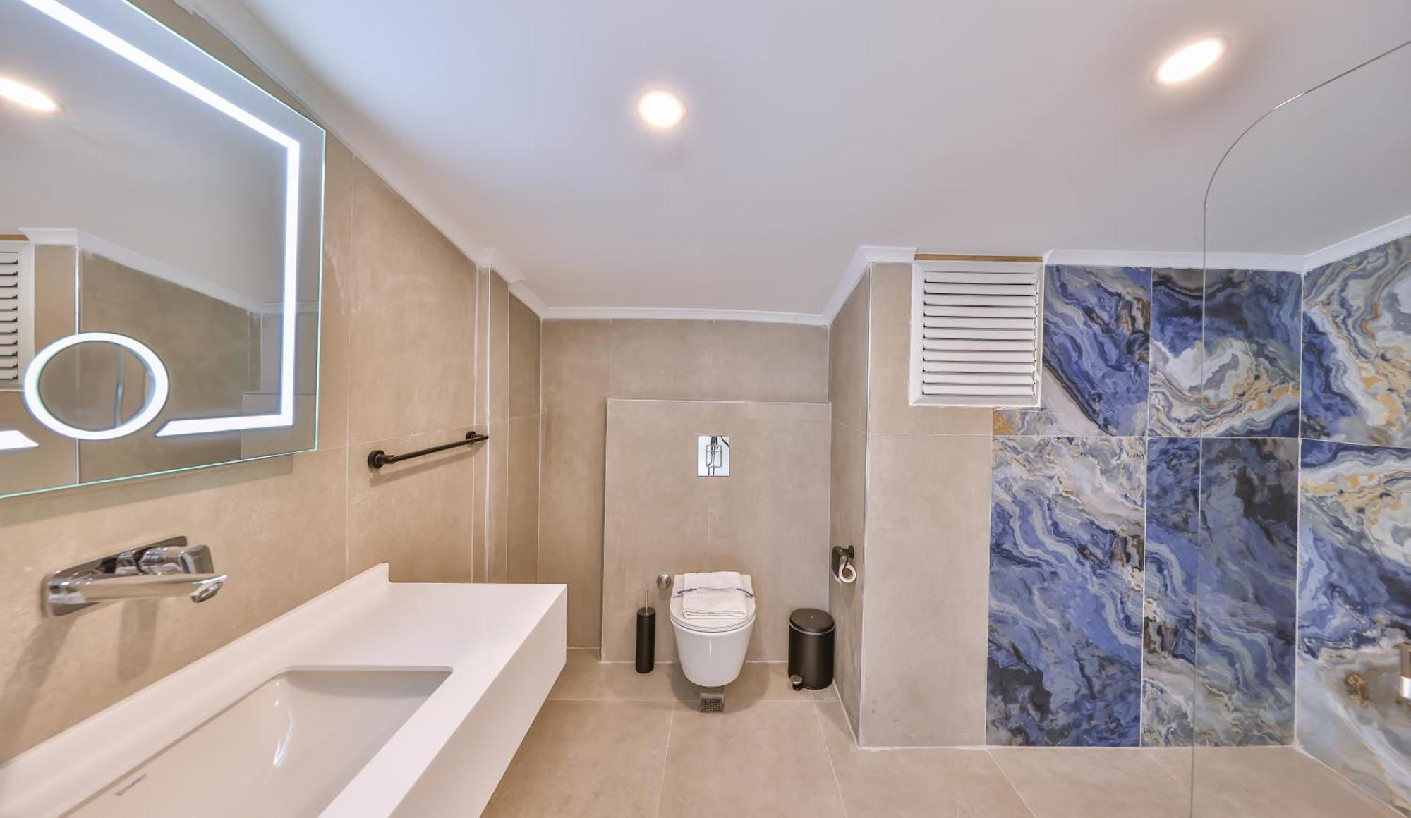 Double Room with Balcony and Sea View - Penthouse