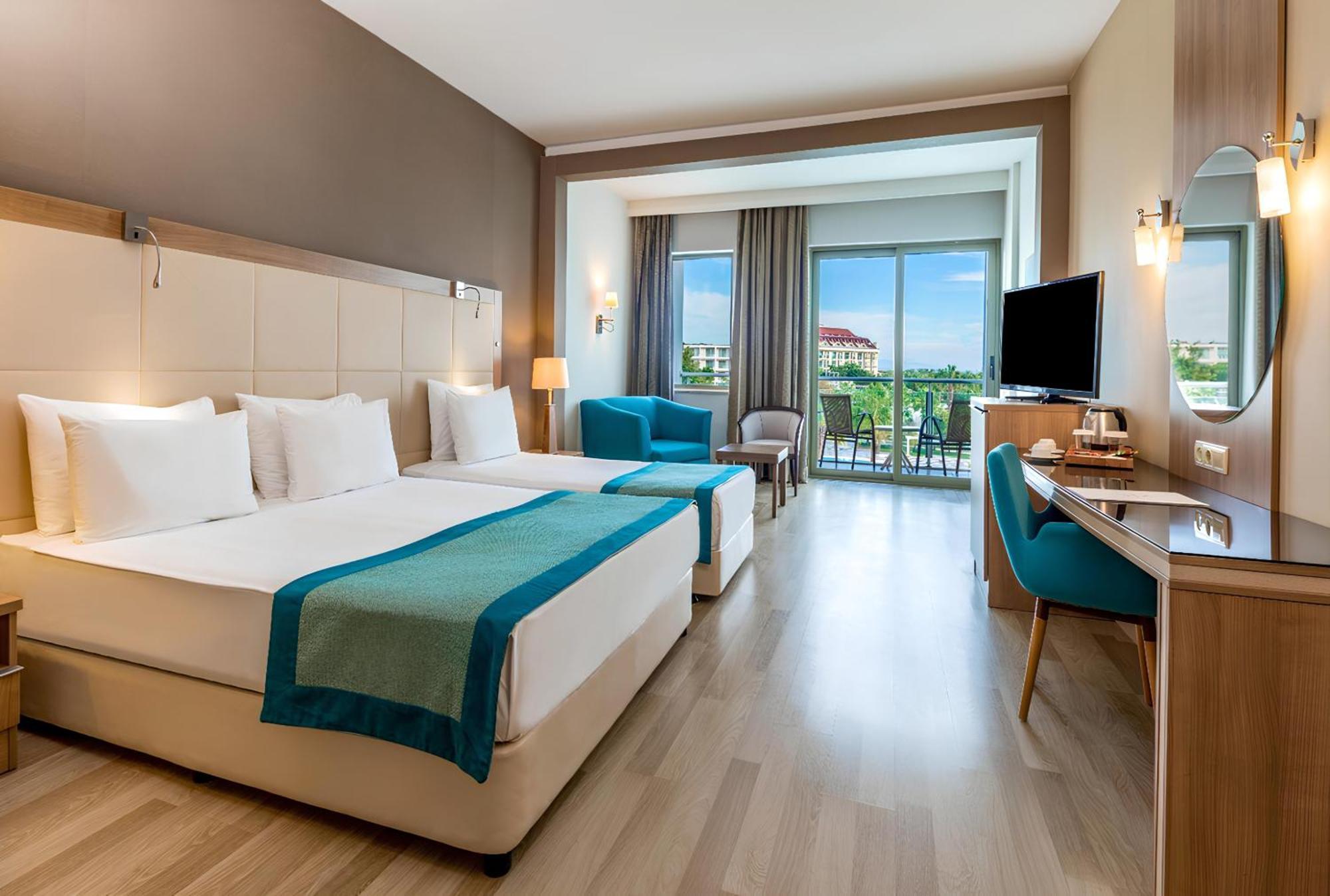 Superior Room Pool View