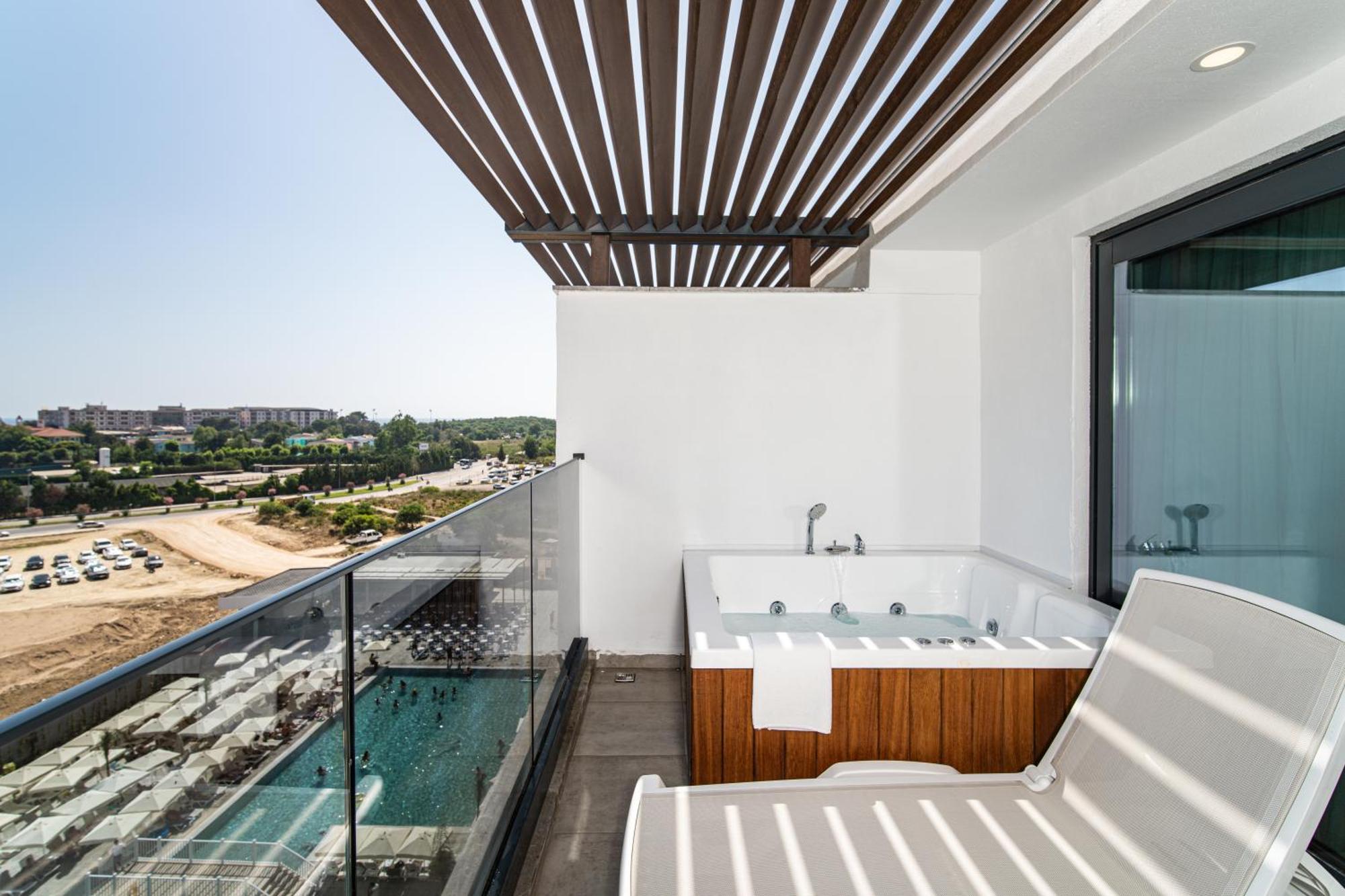 Double Room with Pool View