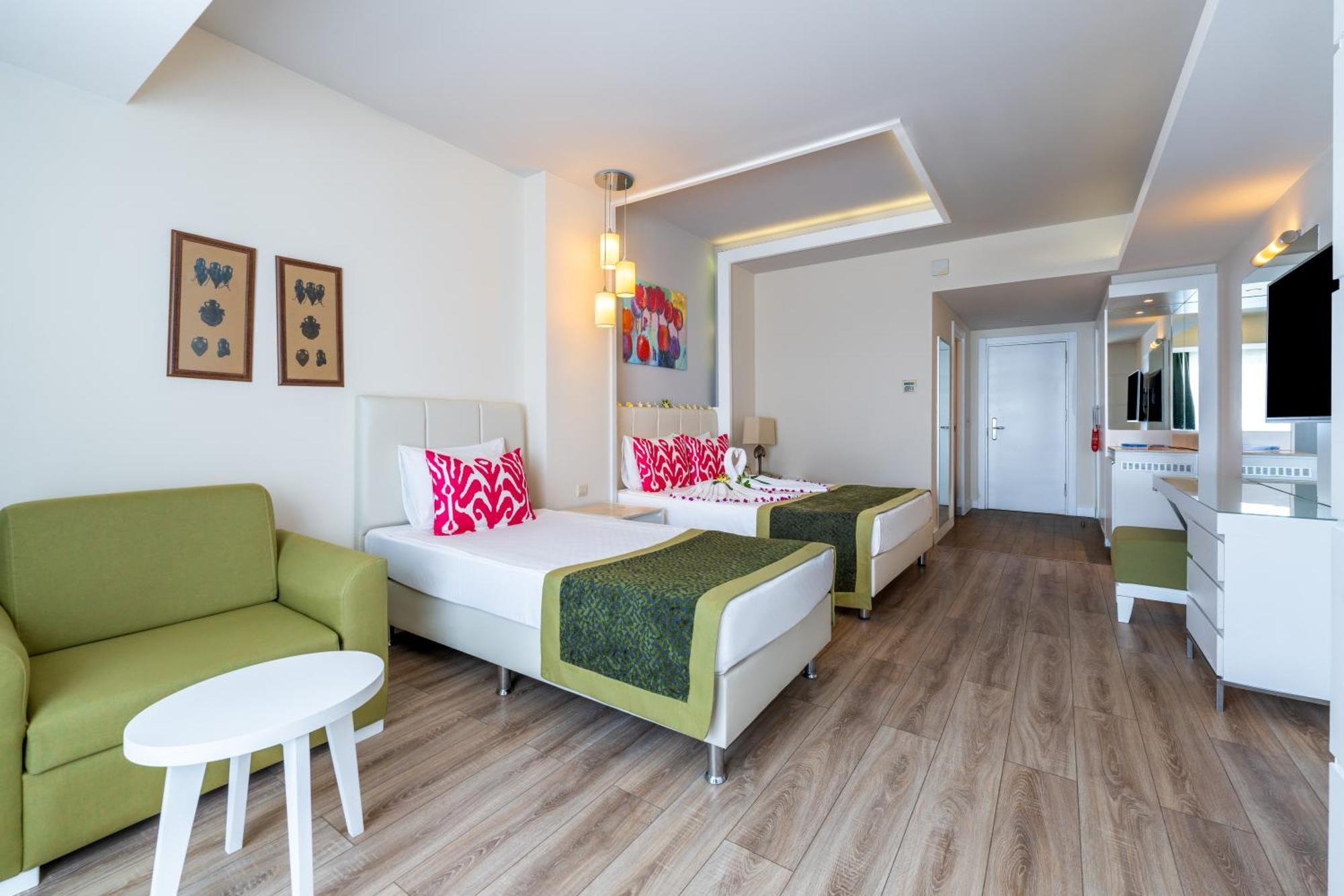 Standard Sea View room