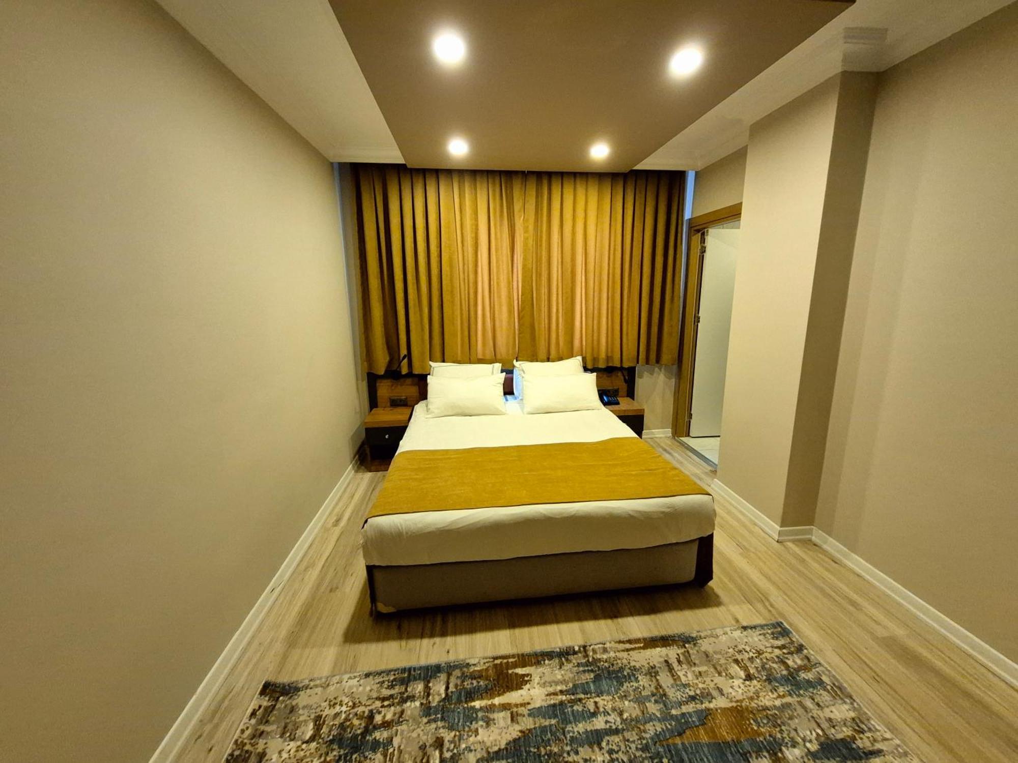 Double Room,1645058841:JPEG