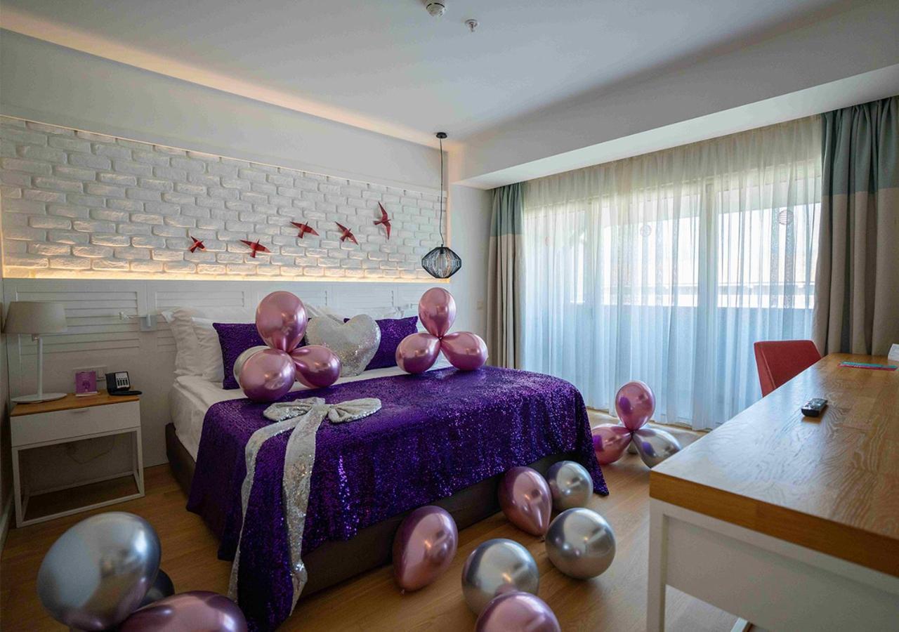 Honeymoon Room