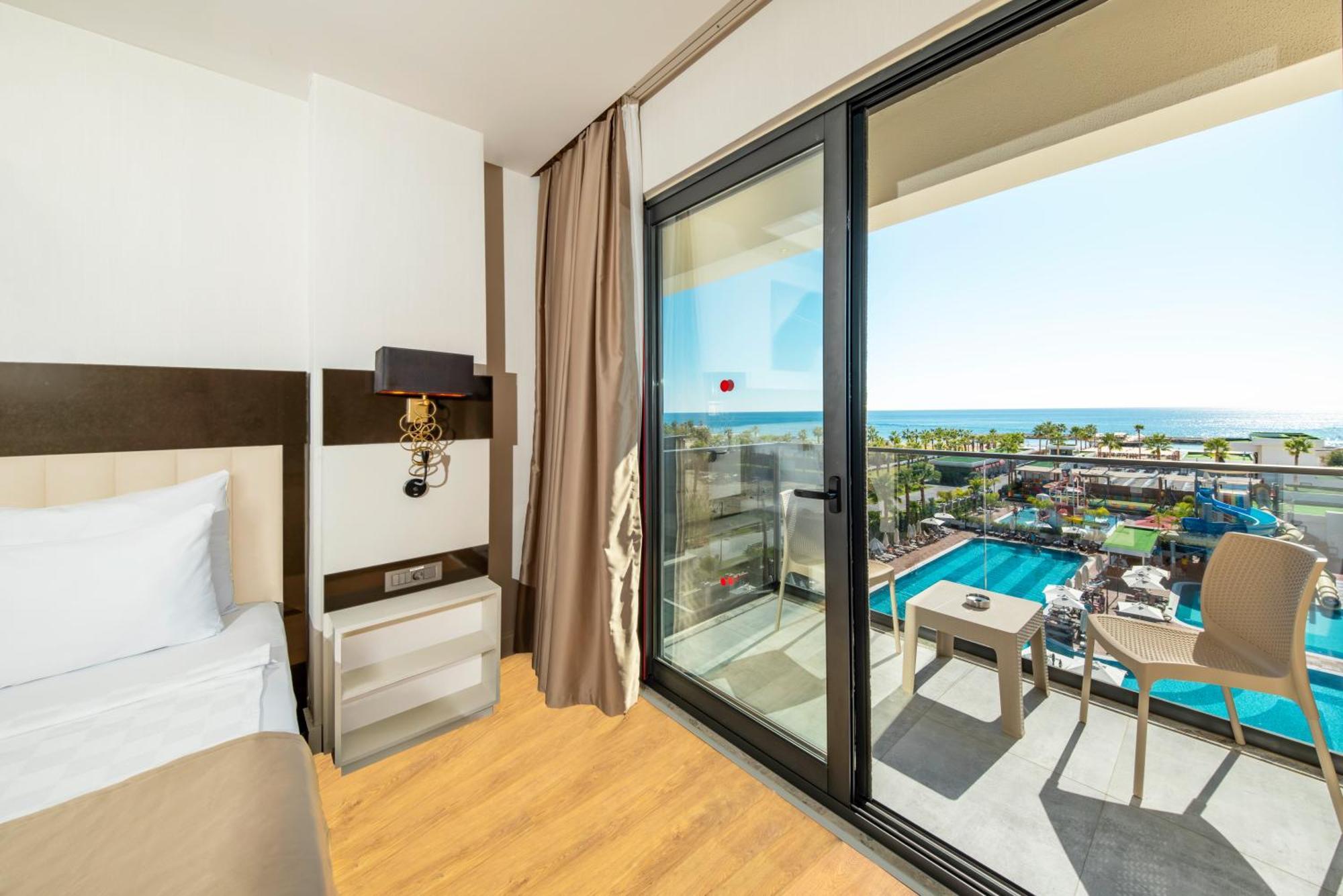 Deluxe Double Room Balcony Sea View