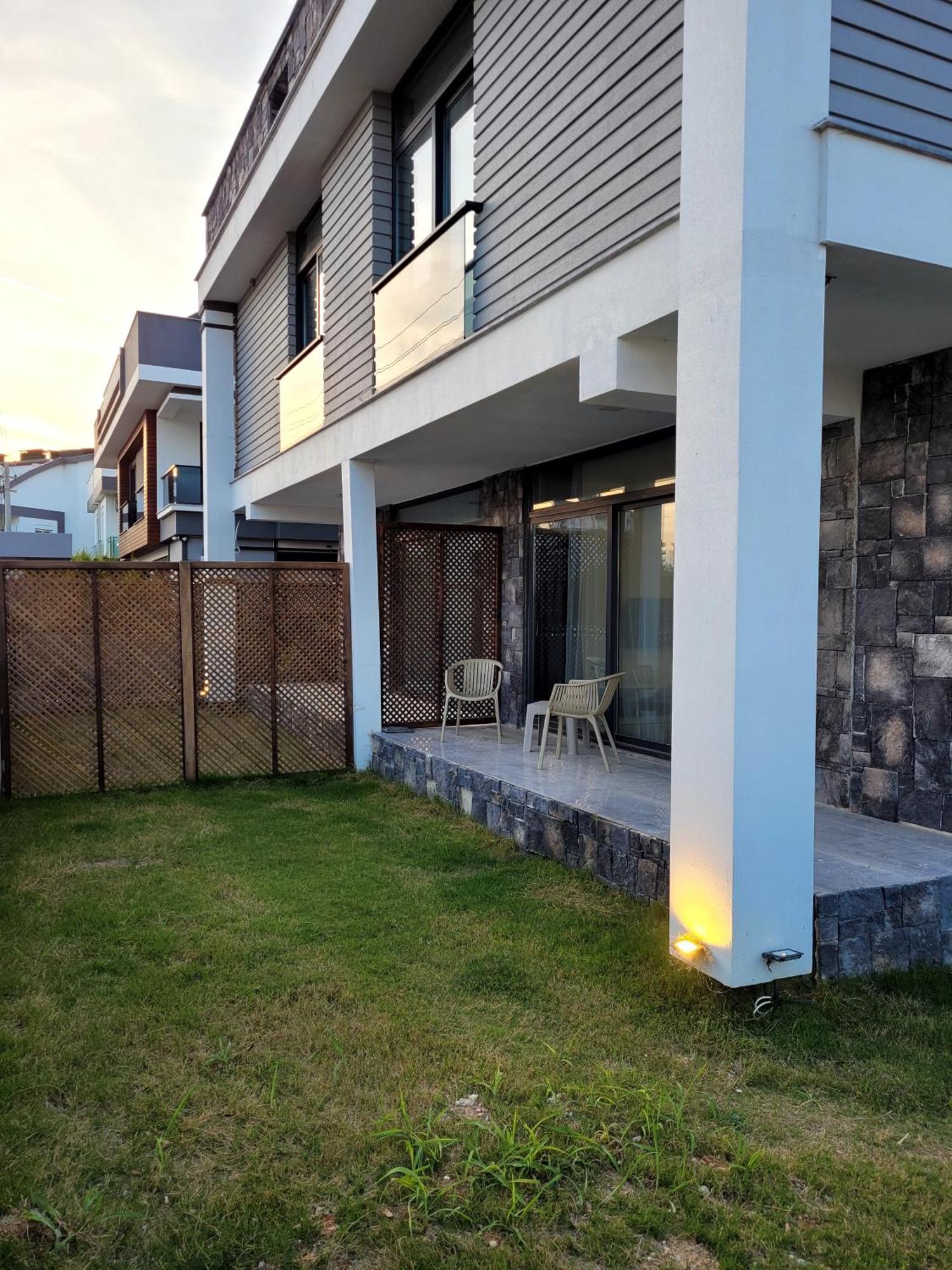 Villa Garden View