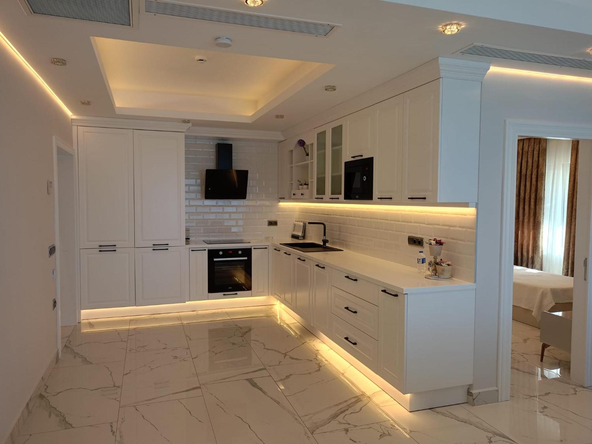 Three-Bedroom Apartment Sea View