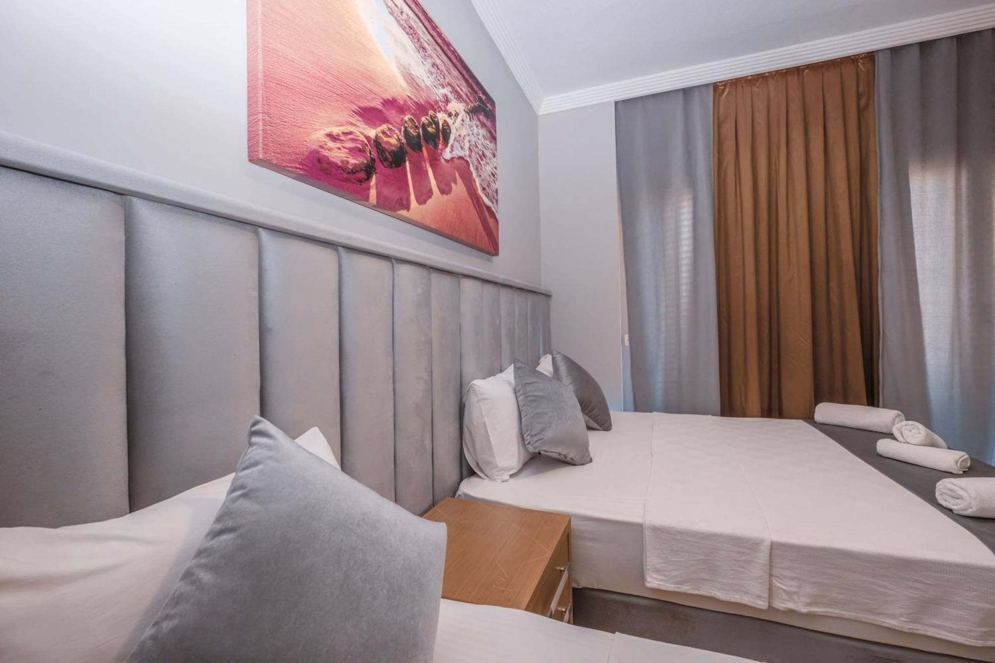 Triple Room Balcony
