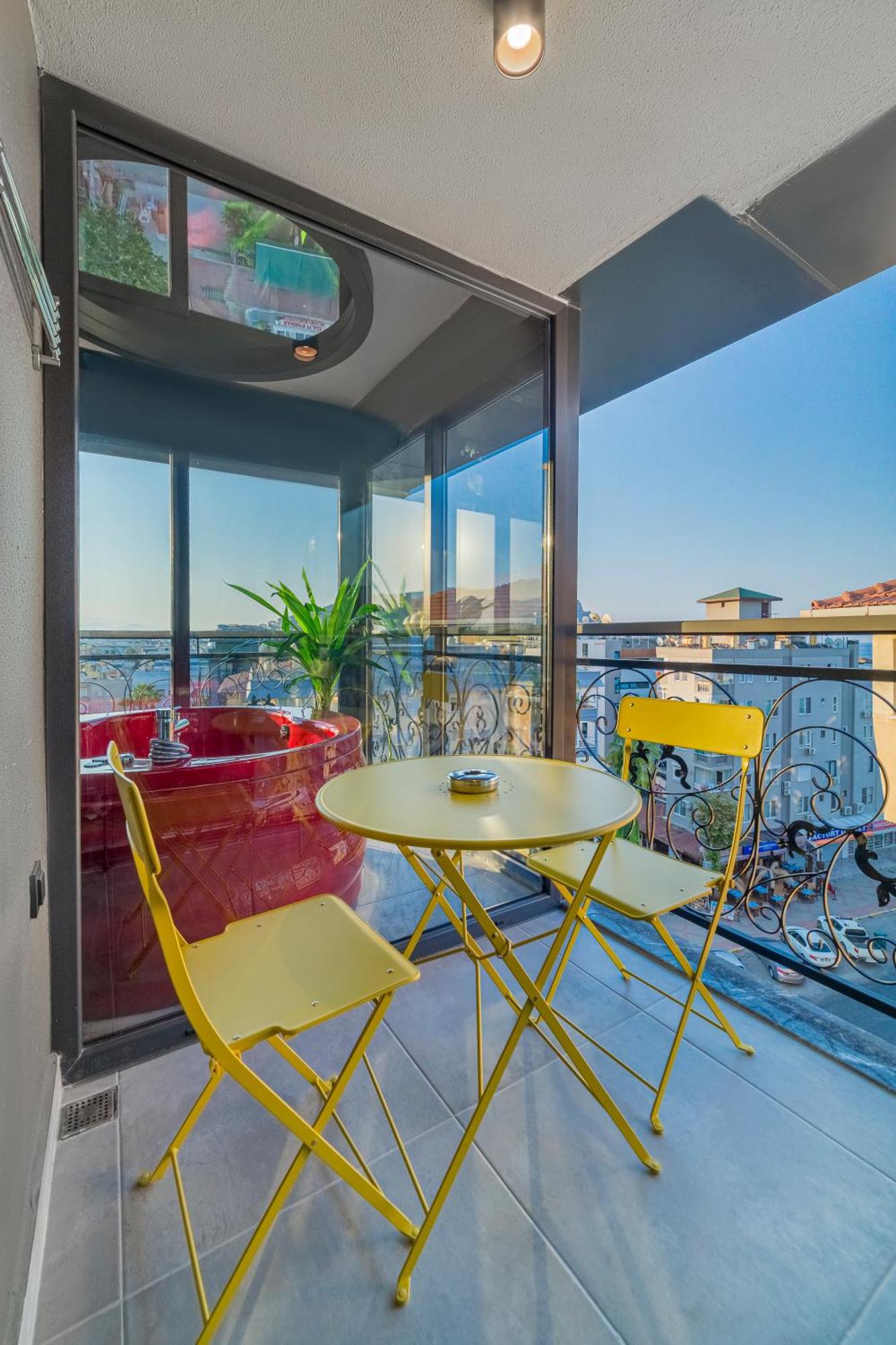 Queen Suite Sea View